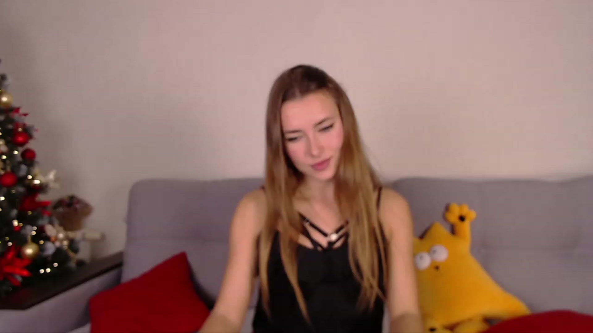 Gallery image thumbnail from SimonsWife's myfreecams stream on, 12/08/2022, 17:02 image 8 of 20