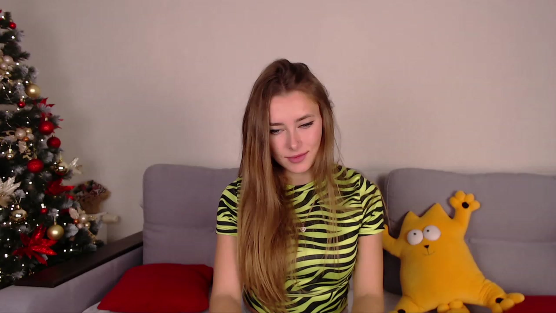 Gallery image thumbnail from SimonsWife's myfreecams stream on, 12/11/2022, 16:04 image 18 of 20