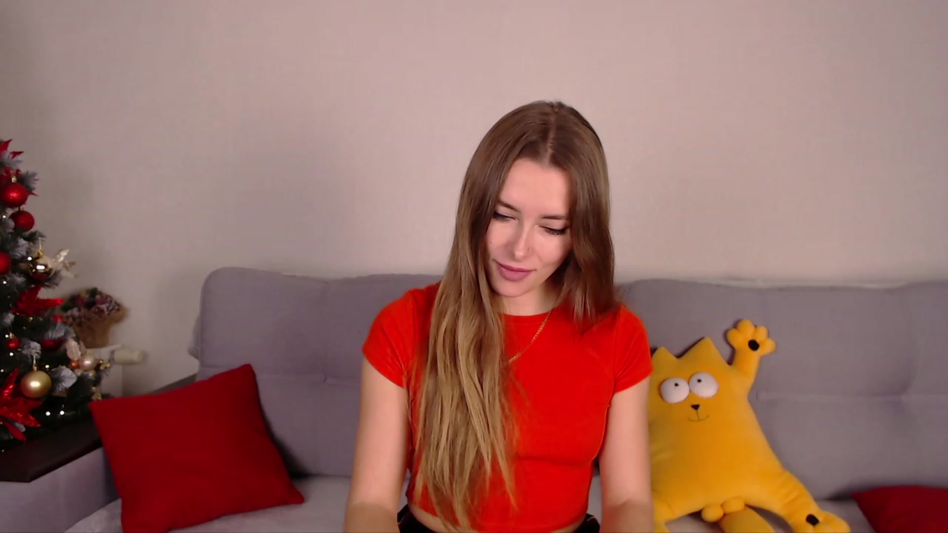 Gallery image thumbnail from SimonsWife's myfreecams stream on, 12/25/2022, 19:12 image 3 of 20