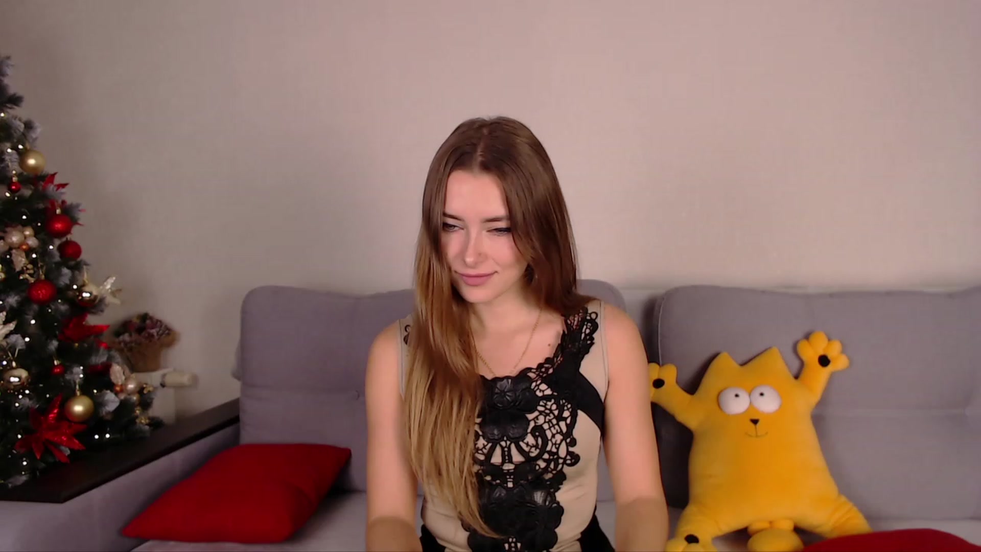 Gallery image thumbnail from SimonsWife's myfreecams stream on, 12/26/2022, 16:13 image 7 of 20