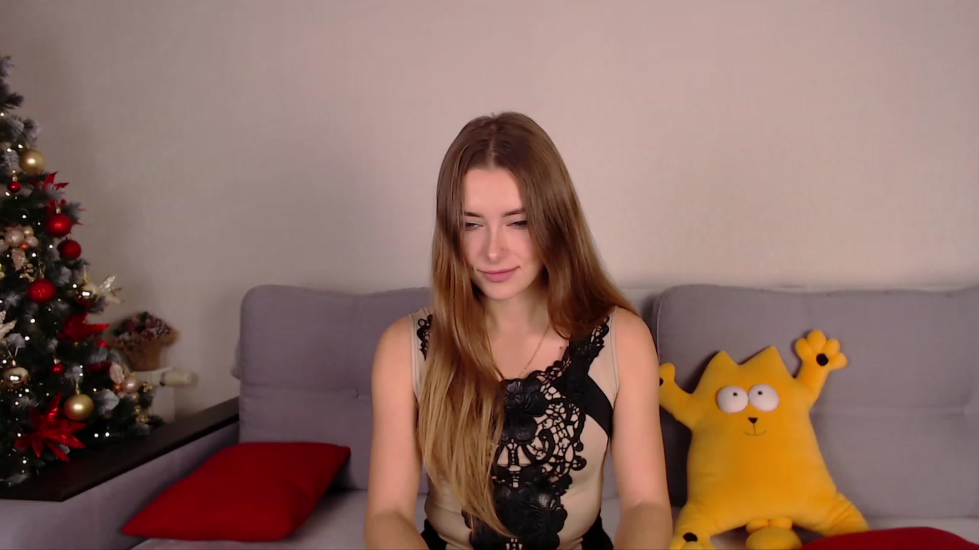 Gallery image thumbnail from SimonsWife's myfreecams stream on, 12/26/2022, 16:13 image 1 of 20
