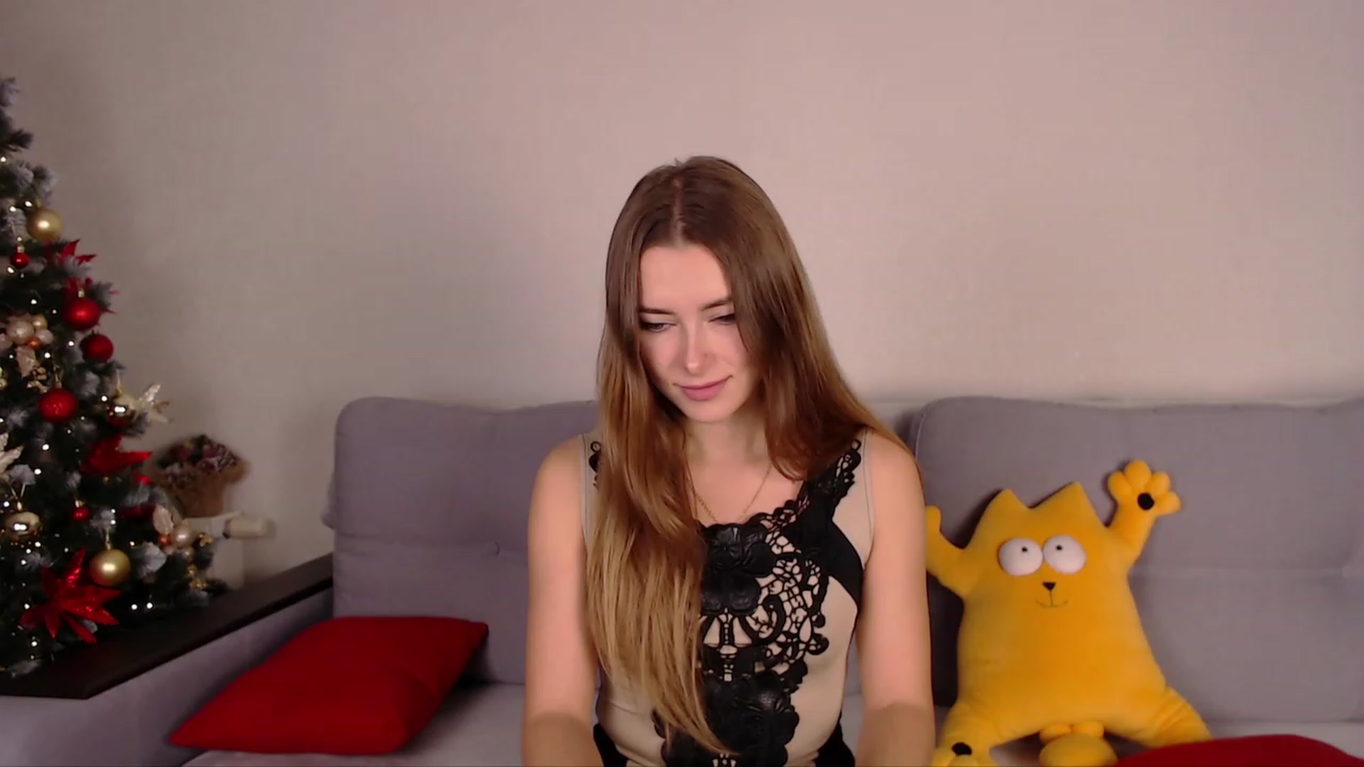 Gallery image thumbnail from SimonsWife's myfreecams stream on, 12/26/2022, 16:13 image 6 of 20