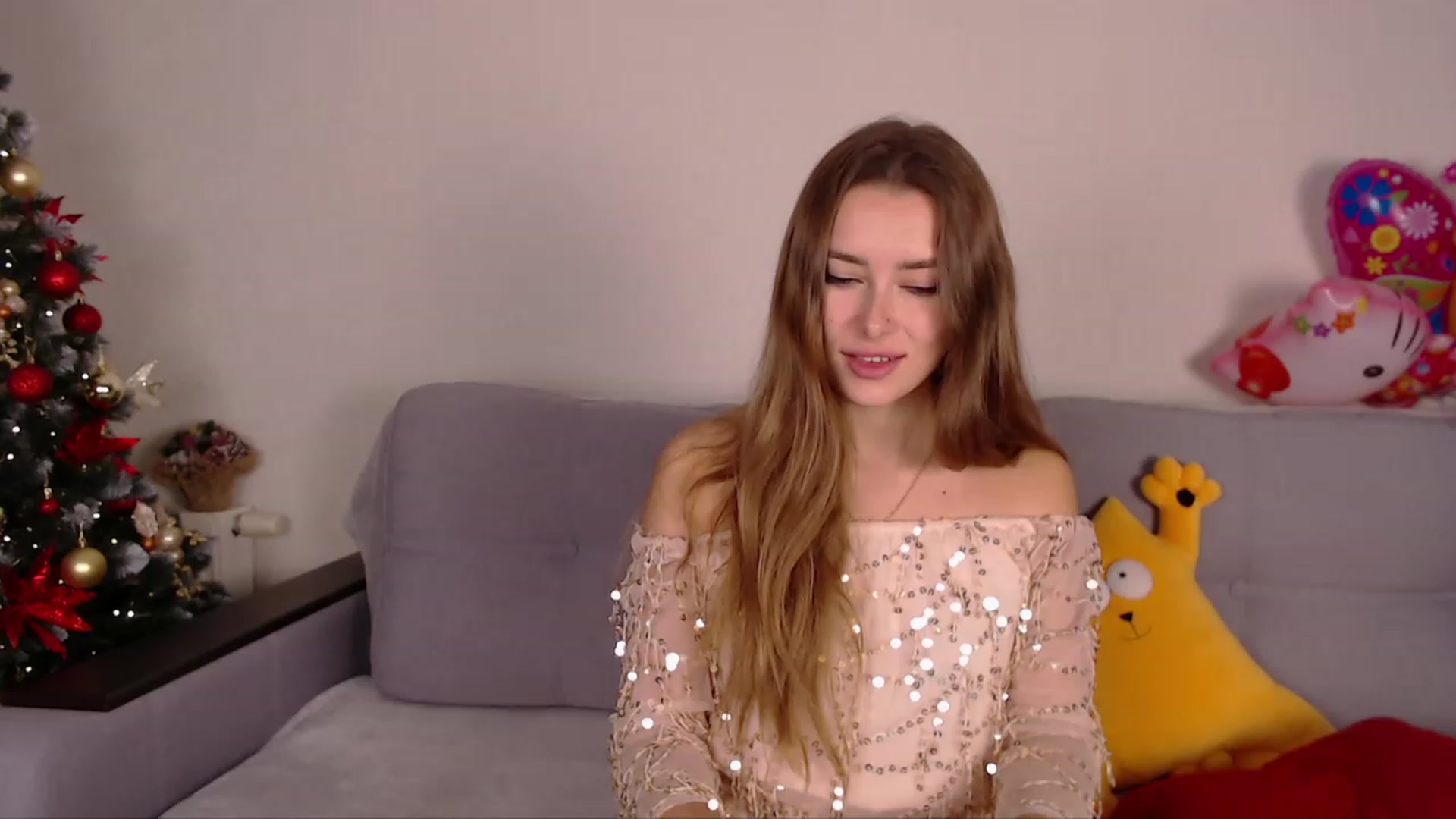 Gallery image thumbnail from SimonsWife's myfreecams stream on, 01/04/2023, 17:39 image 16 of 20