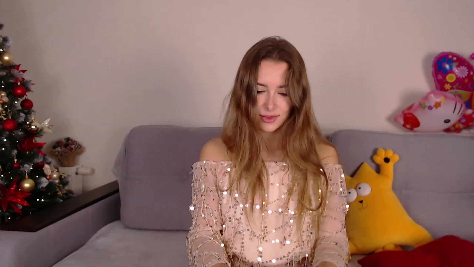 Gallery image thumbnail from SimonsWife's myfreecams stream on, 01/04/2023, 17:39 image 10 of 20