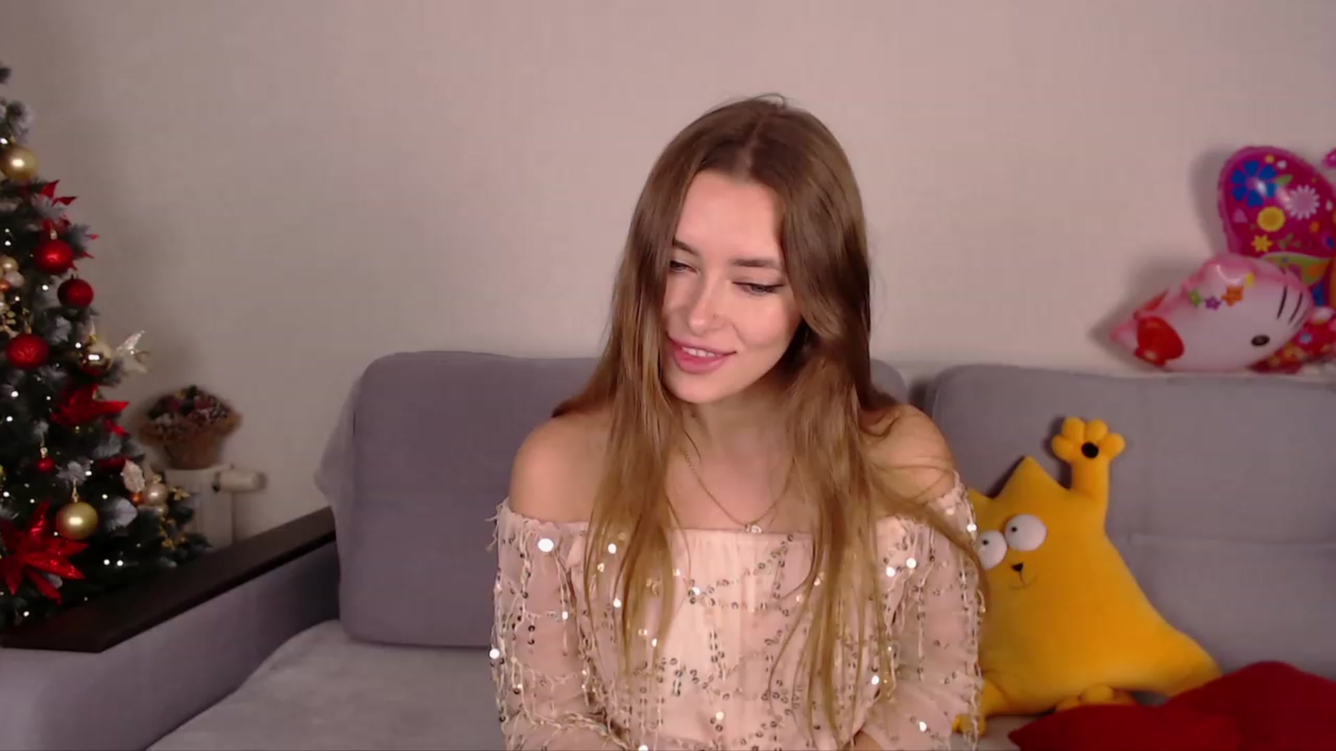 Gallery image thumbnail from SimonsWife's myfreecams stream on, 01/04/2023, 17:39 image 6 of 20