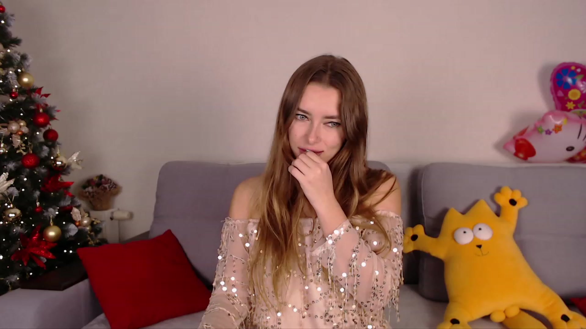 Gallery image thumbnail from SimonsWife's myfreecams stream on, 01/04/2023, 19:13 image 12 of 20