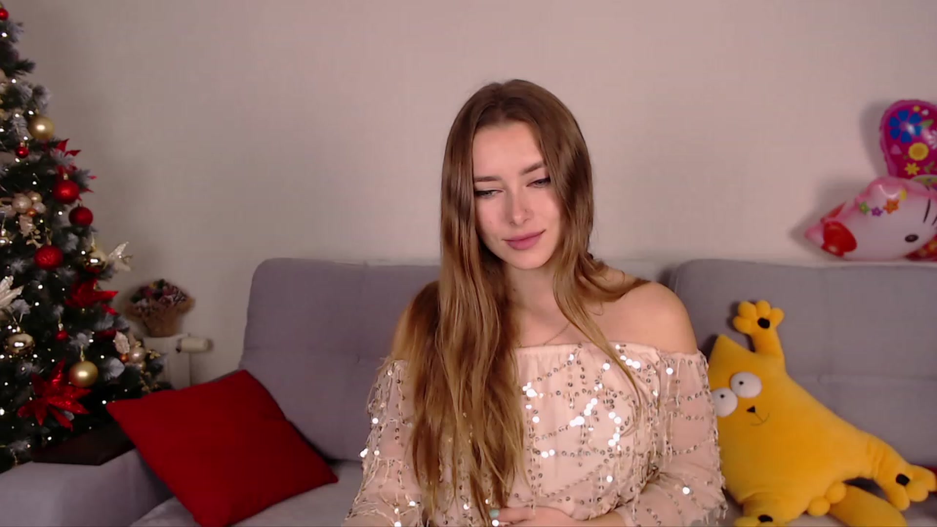 Gallery image thumbnail from SimonsWife's myfreecams stream on, 01/04/2023, 19:13 image 19 of 20