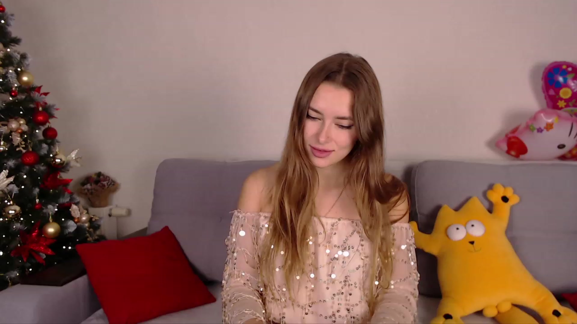 Gallery image thumbnail from SimonsWife's myfreecams stream on, 01/04/2023, 19:13 image 13 of 20