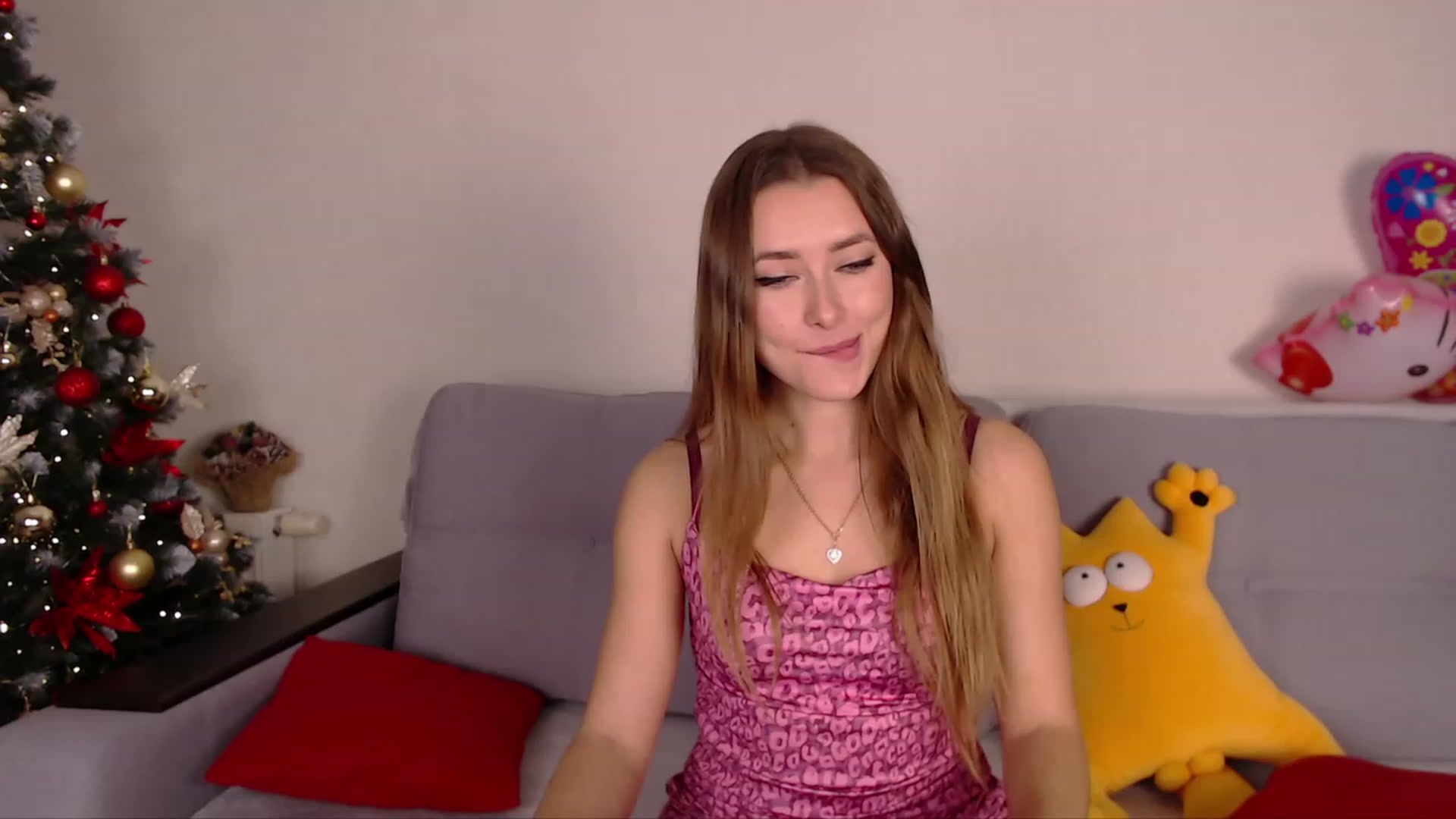 Gallery image thumbnail from SimonsWife's myfreecams stream on, 01/05/2023, 15:42 image 2 of 20