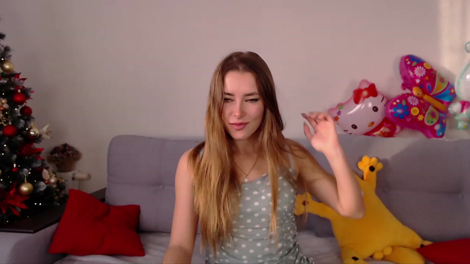 Gallery image thumbnail from SimonsWife's myfreecams stream on, 01/08/2023, 13:57 image 11 of 20