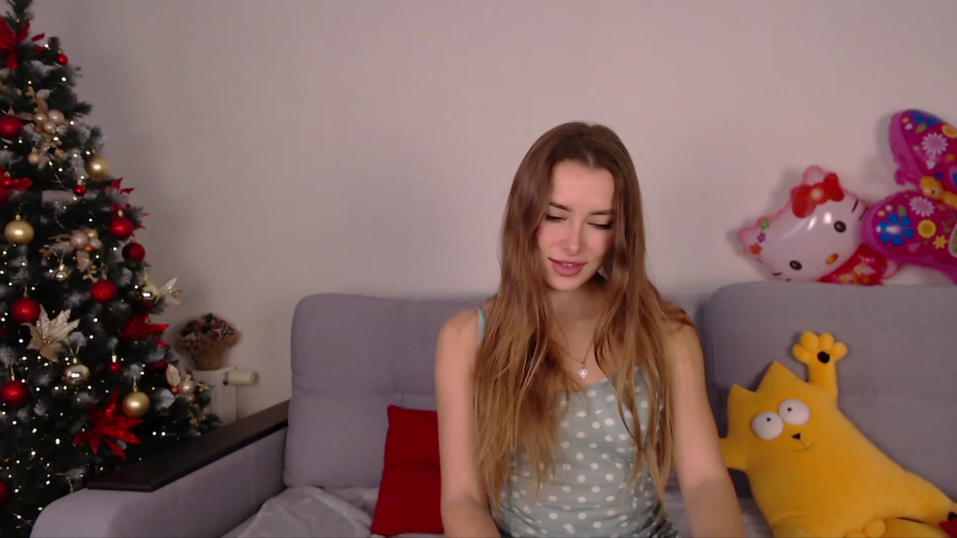 Gallery image thumbnail from SimonsWife's myfreecams stream on, 01/08/2023, 13:57 image 16 of 20