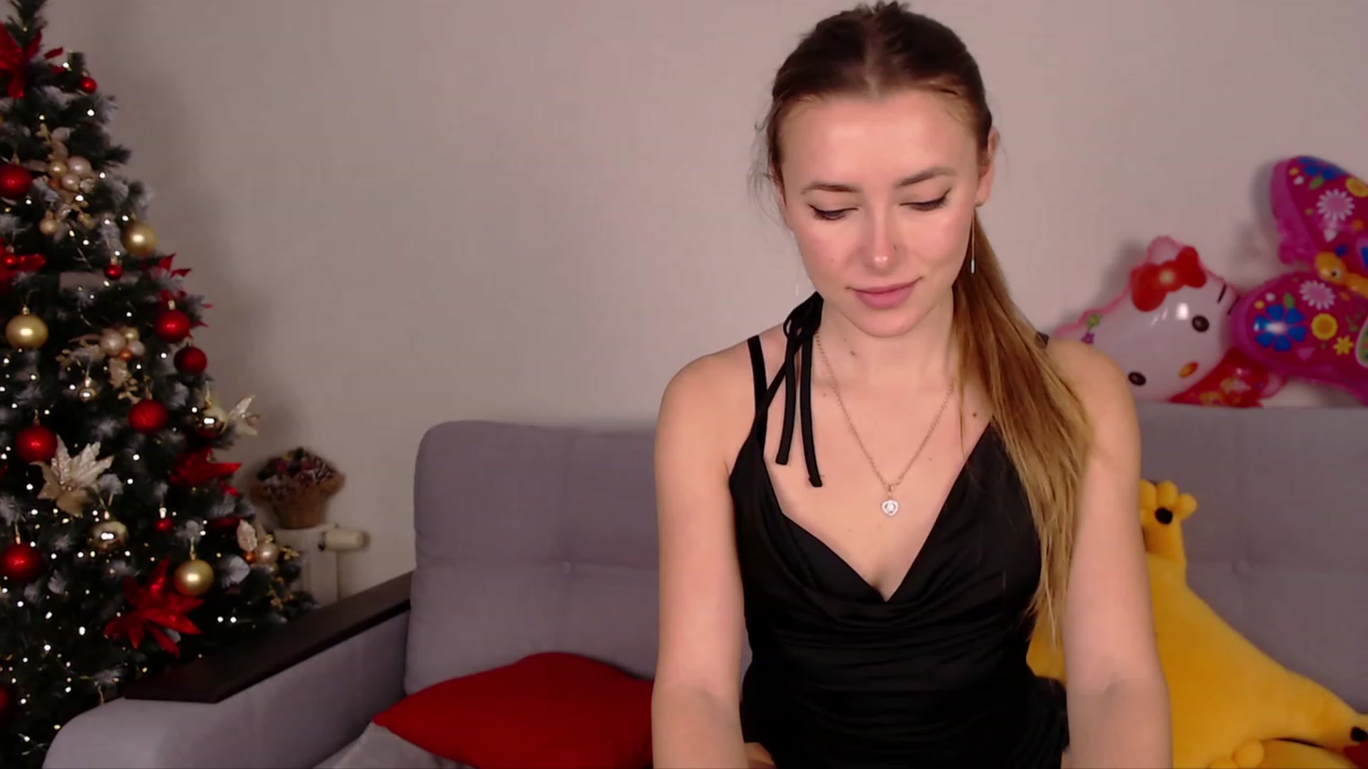 Gallery image thumbnail from SimonsWife's myfreecams stream on, 01/08/2023, 14:20 image 11 of 20