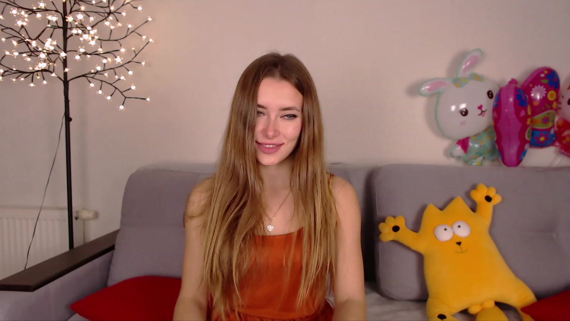 Gallery image thumbnail from SimonsWife's myfreecams stream on, 01/09/2023, 17:06 image 1 of 20