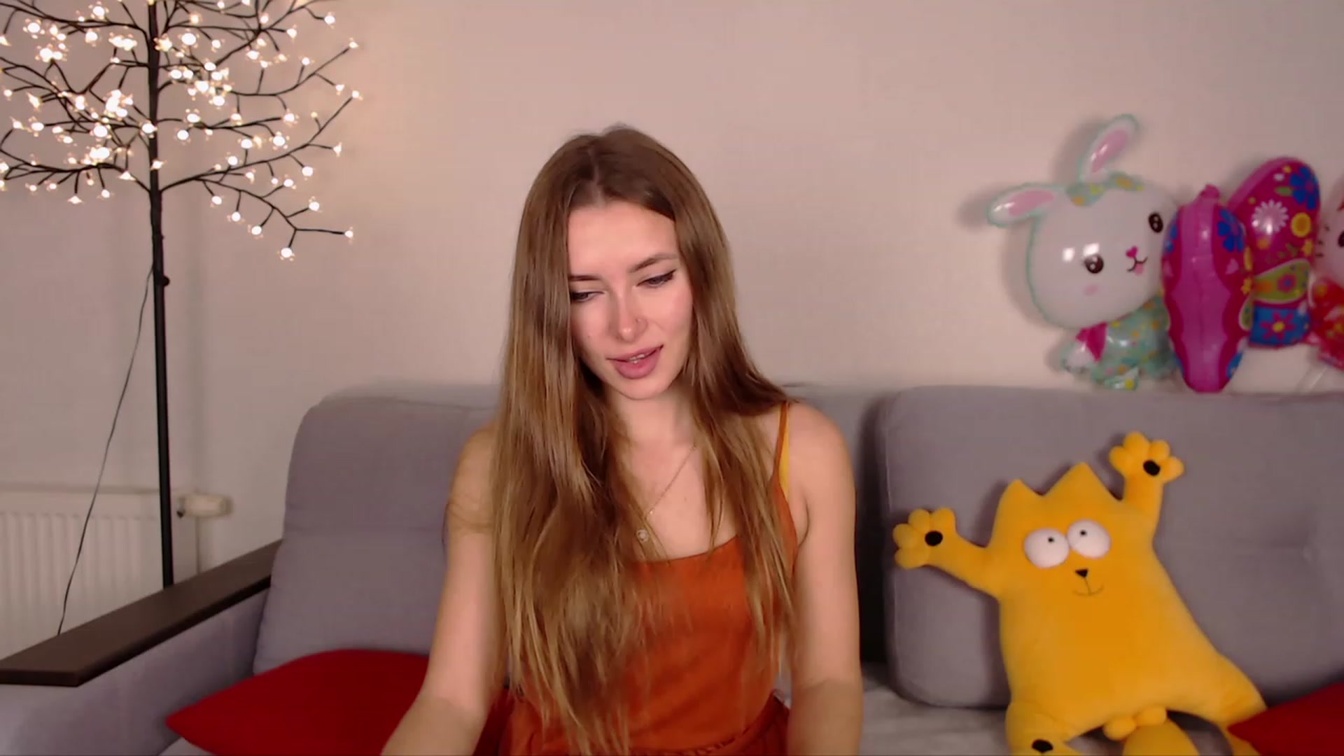 Gallery image thumbnail from SimonsWife's myfreecams stream on, 01/09/2023, 17:06 image 17 of 20