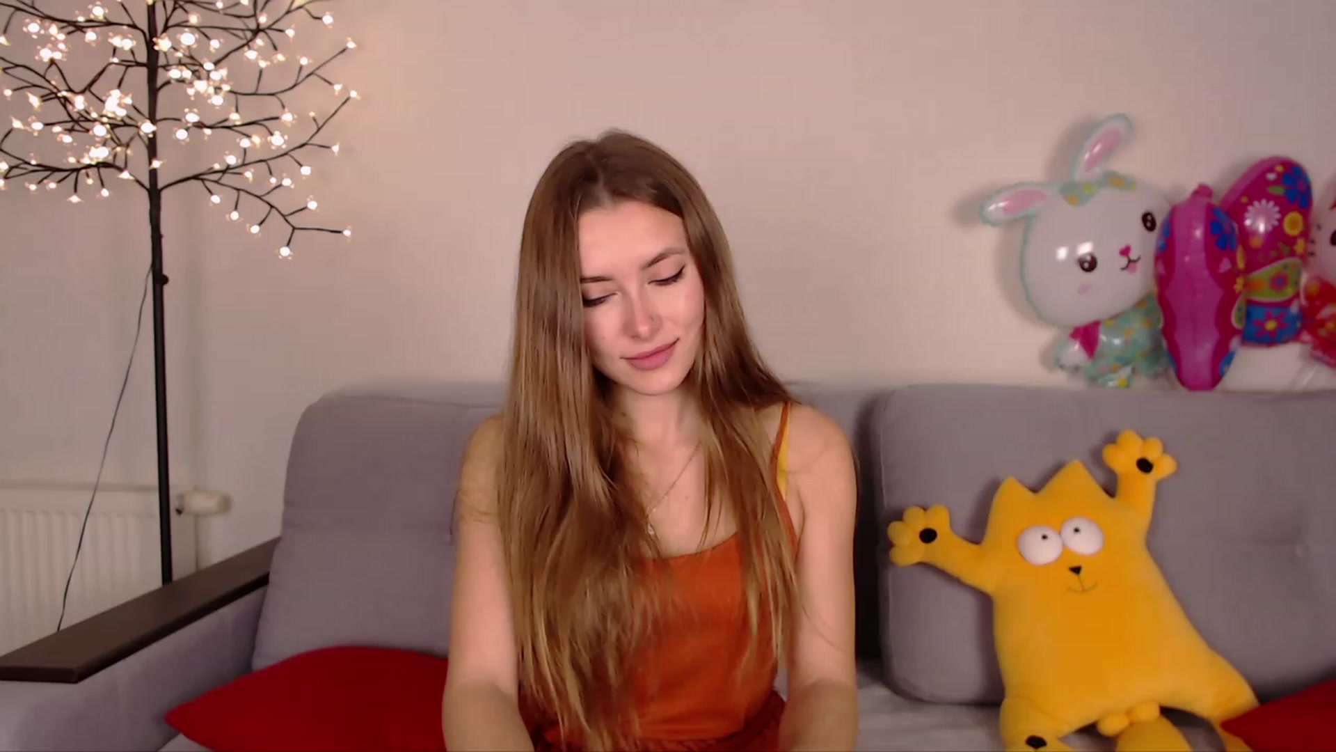 Gallery image thumbnail from SimonsWife's myfreecams stream on, 01/09/2023, 17:06 image 12 of 20