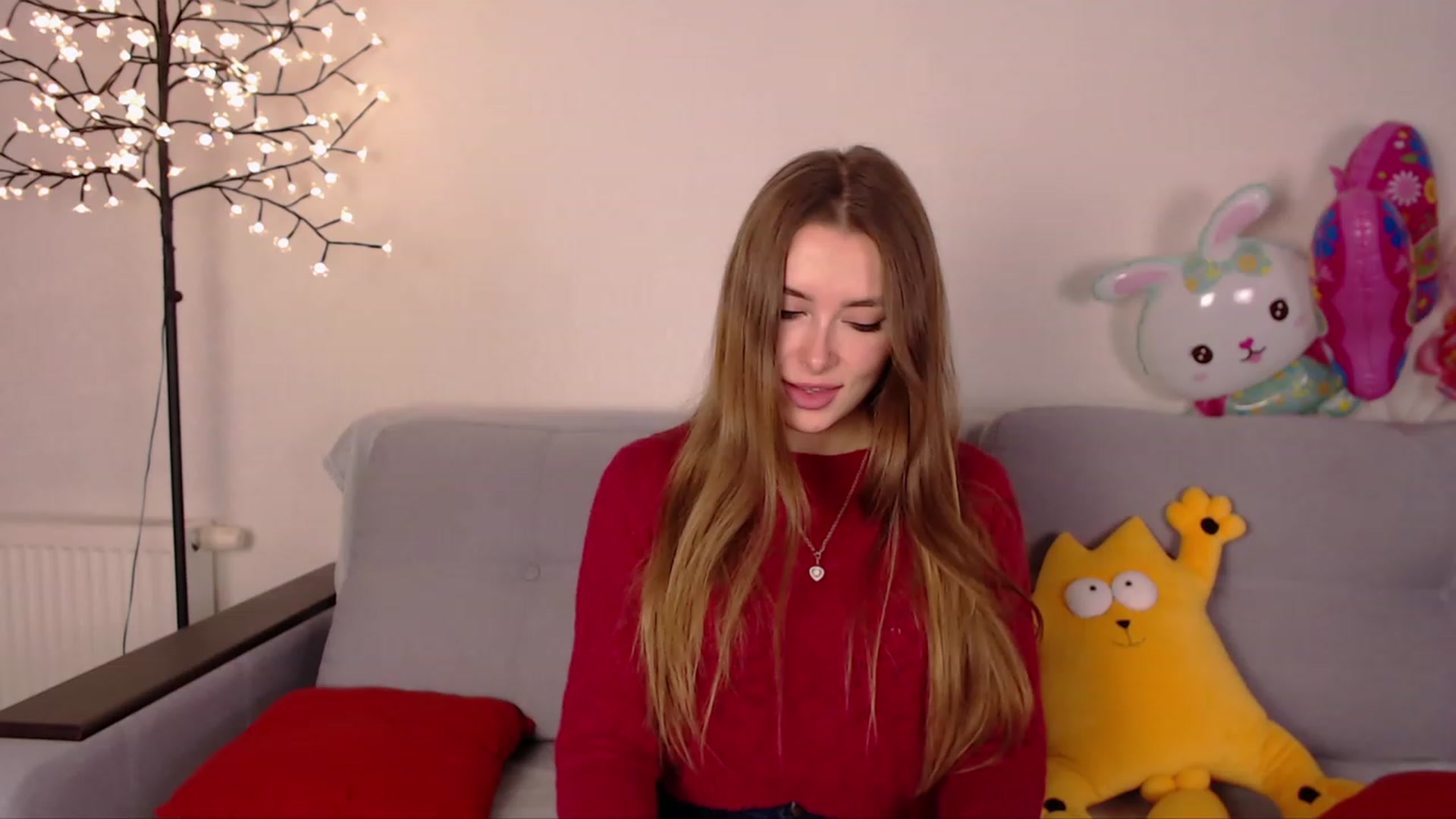Gallery image thumbnail from SimonsWife's myfreecams stream on, 01/12/2023, 16:34 image 8 of 20