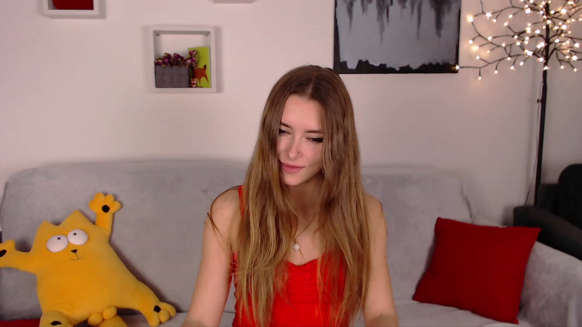 Gallery image thumbnail from SimonsWife's myfreecams stream on, 01/25/2023, 14:59 image 18 of 20
