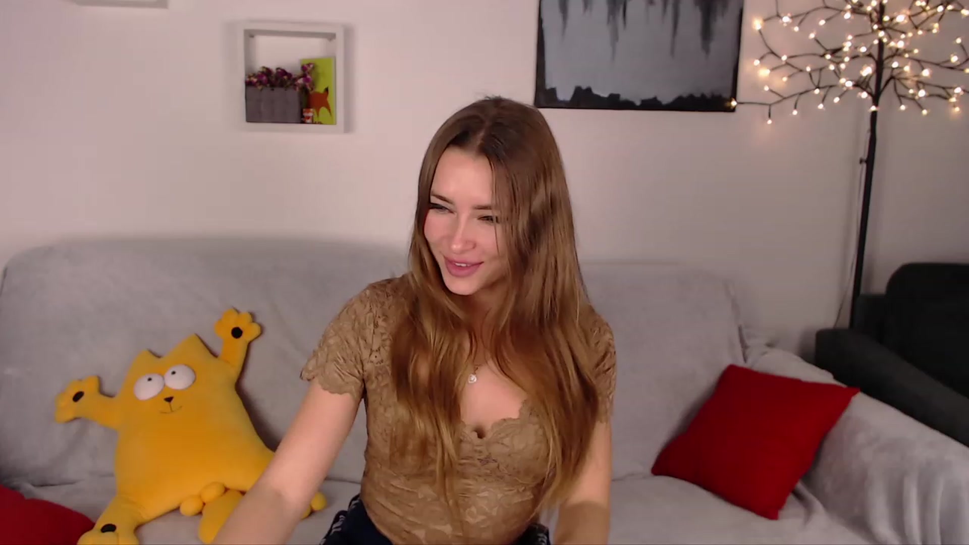 Gallery image thumbnail from SimonsWife's myfreecams stream on, 01/26/2023, 18:15 image 14 of 20