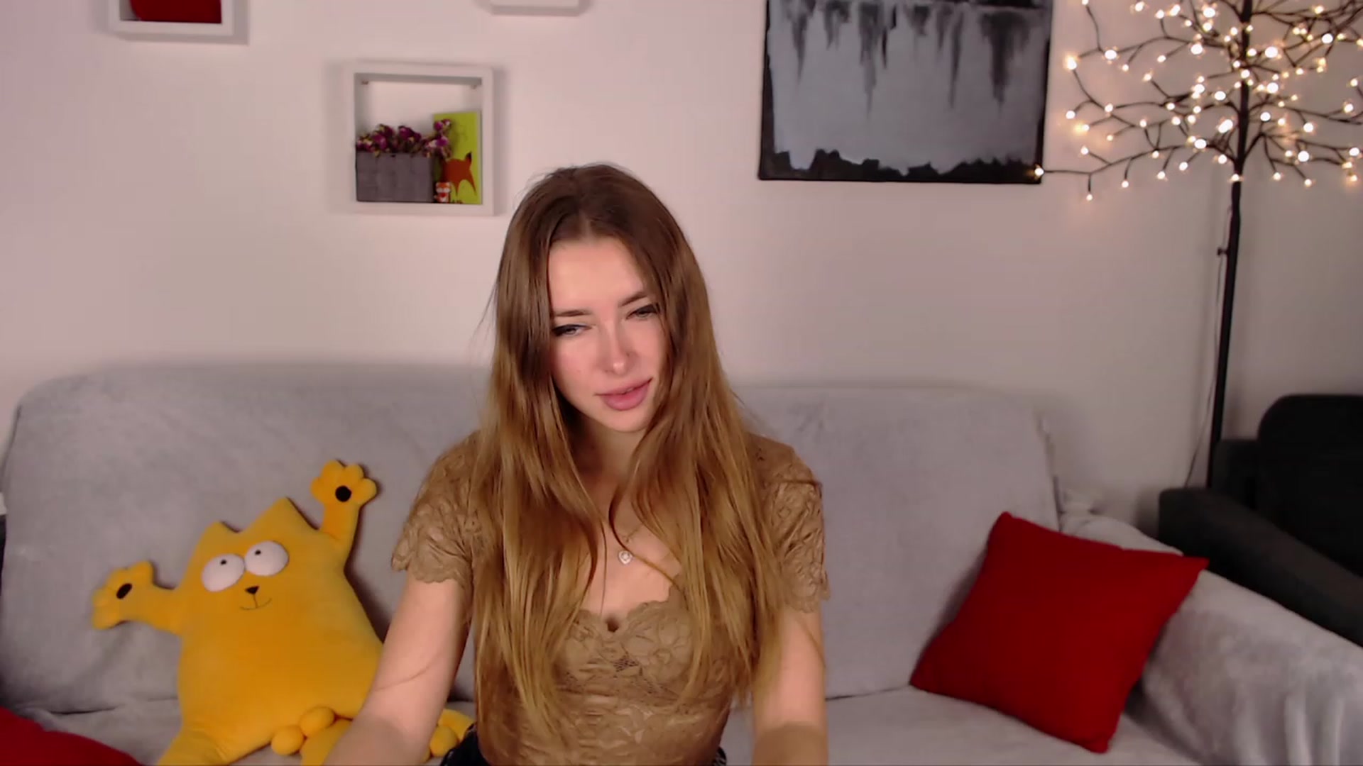 Gallery image thumbnail from SimonsWife's myfreecams stream on, 01/26/2023, 18:15 image 9 of 20