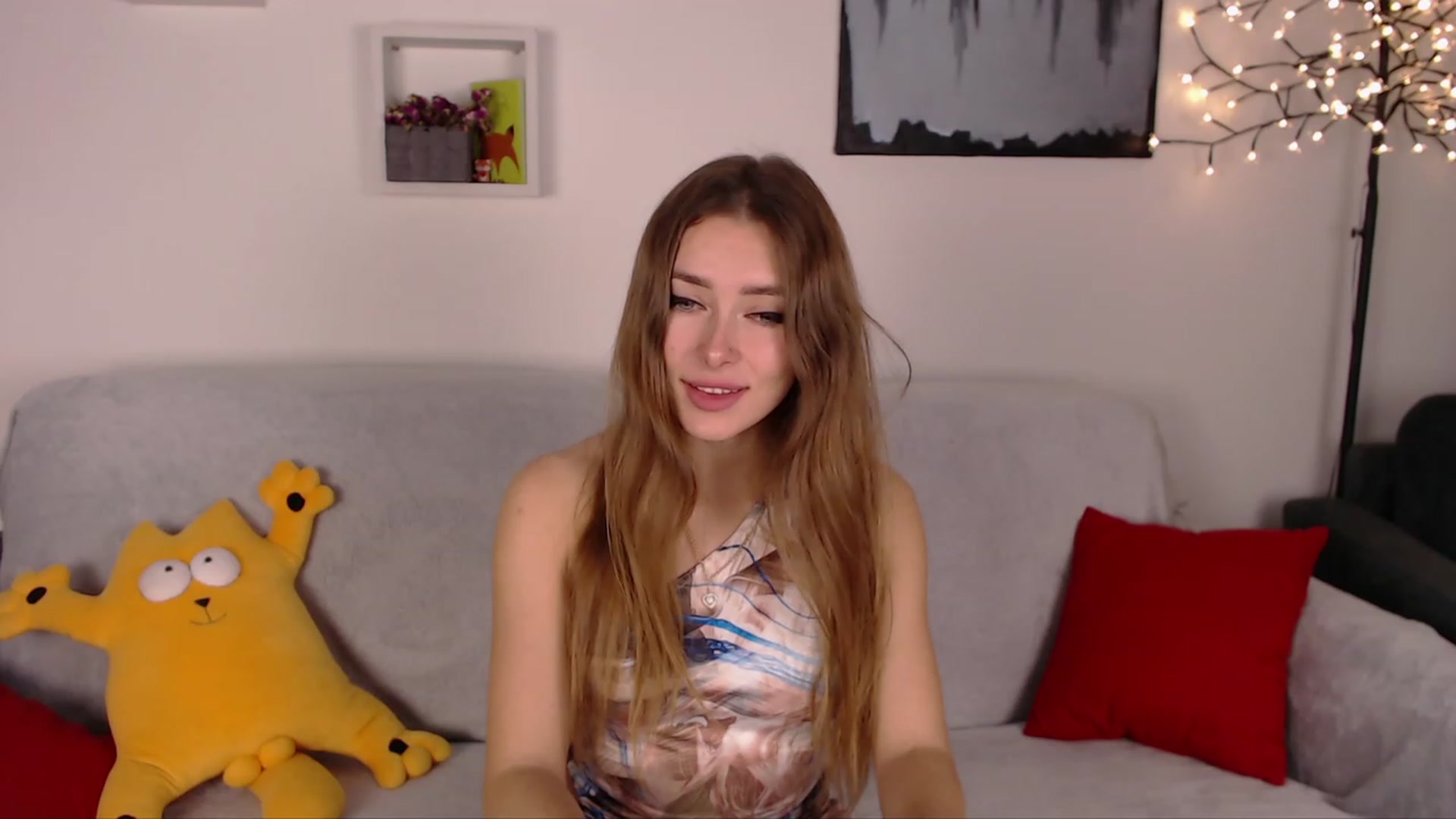 Gallery image thumbnail from SimonsWife's myfreecams stream on, 01/29/2023, 16:15 image 8 of 20