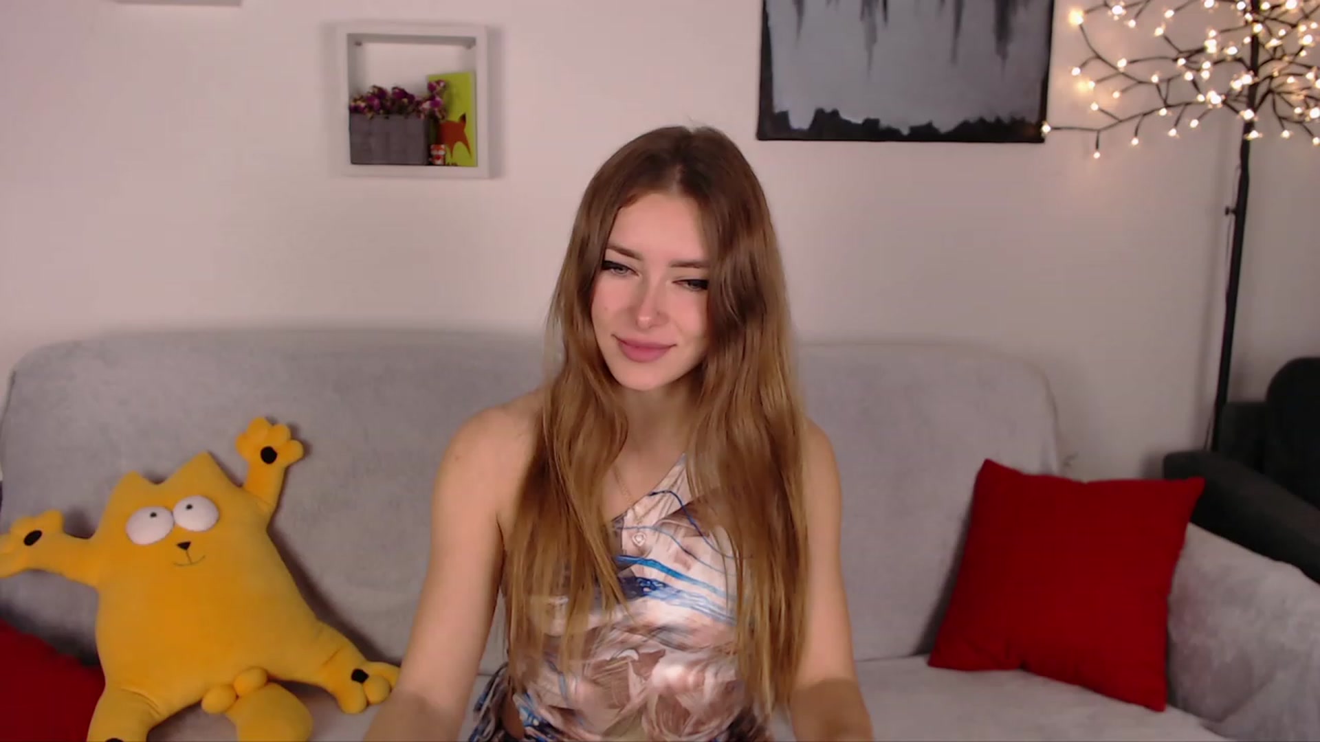 Gallery image thumbnail from SimonsWife's myfreecams stream on, 01/29/2023, 16:15 image 1 of 20