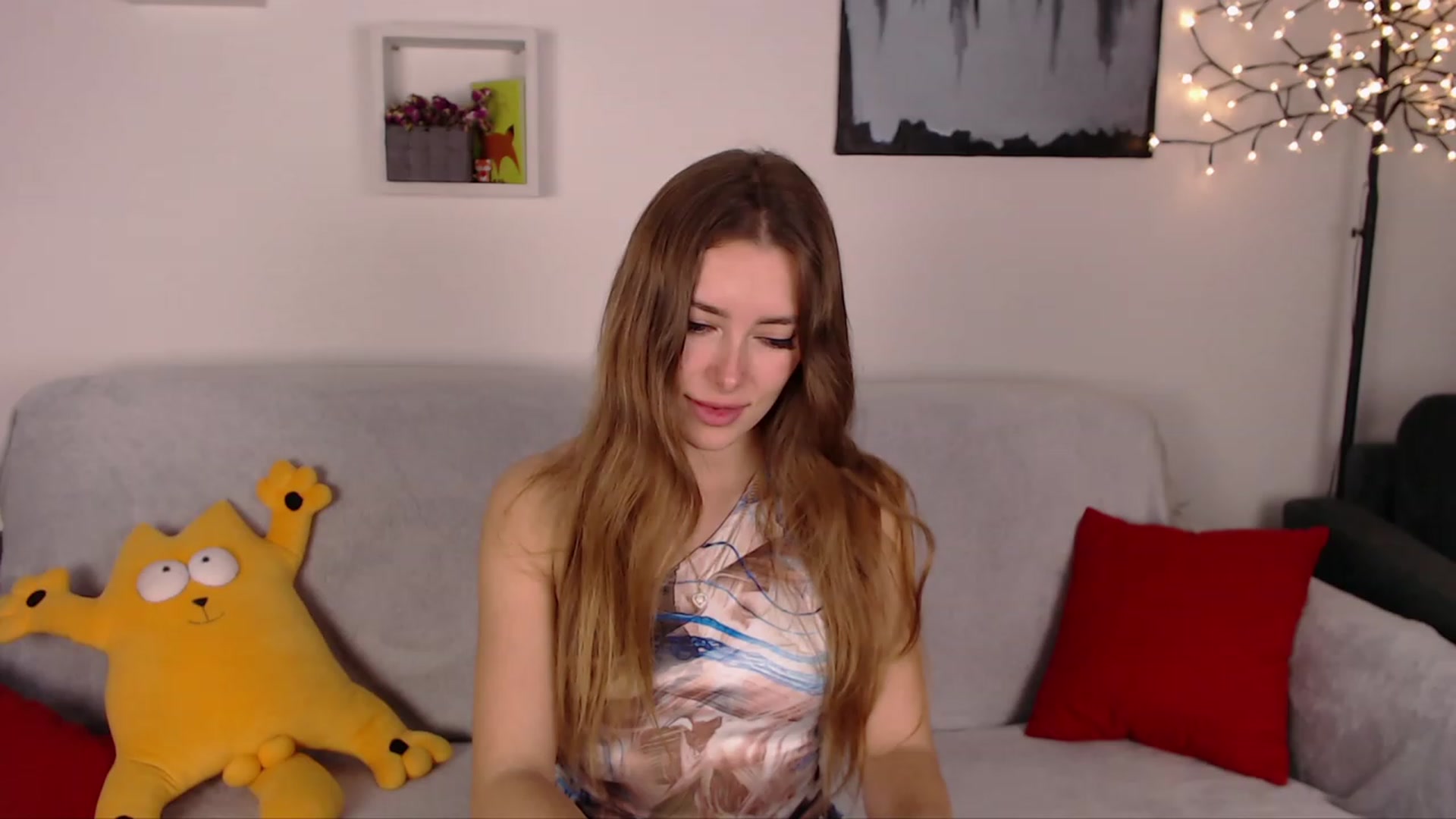 Gallery image thumbnail from SimonsWife's myfreecams stream on, 01/29/2023, 16:41 image 18 of 20