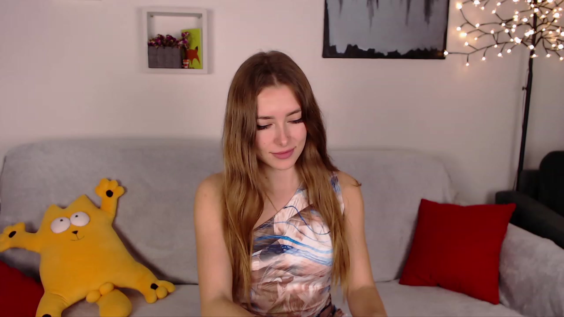 Gallery image thumbnail from SimonsWife's myfreecams stream on, 01/29/2023, 19:10 image 8 of 20