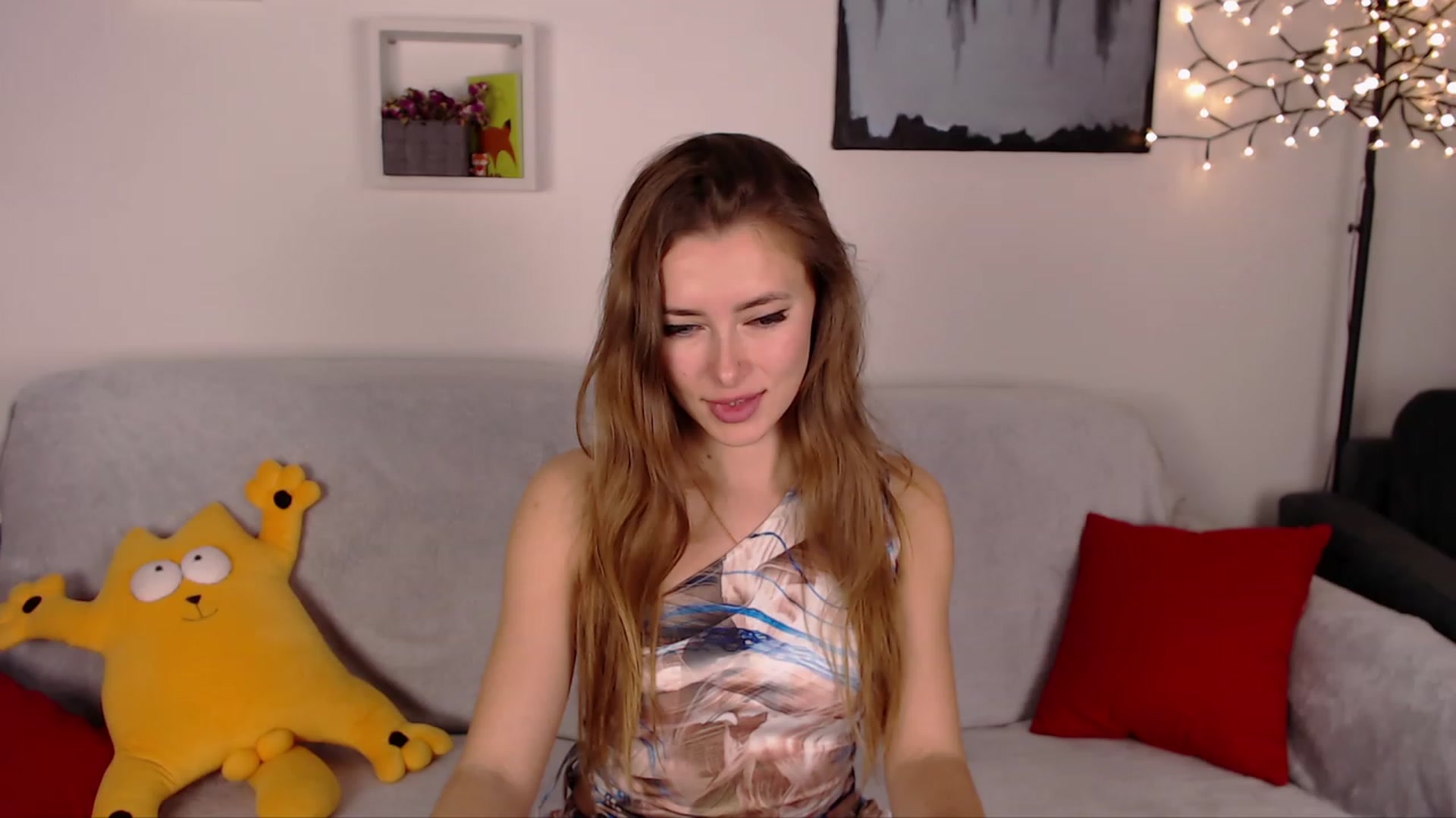 Gallery image thumbnail from SimonsWife's myfreecams stream on, 01/29/2023, 19:10 image 13 of 20
