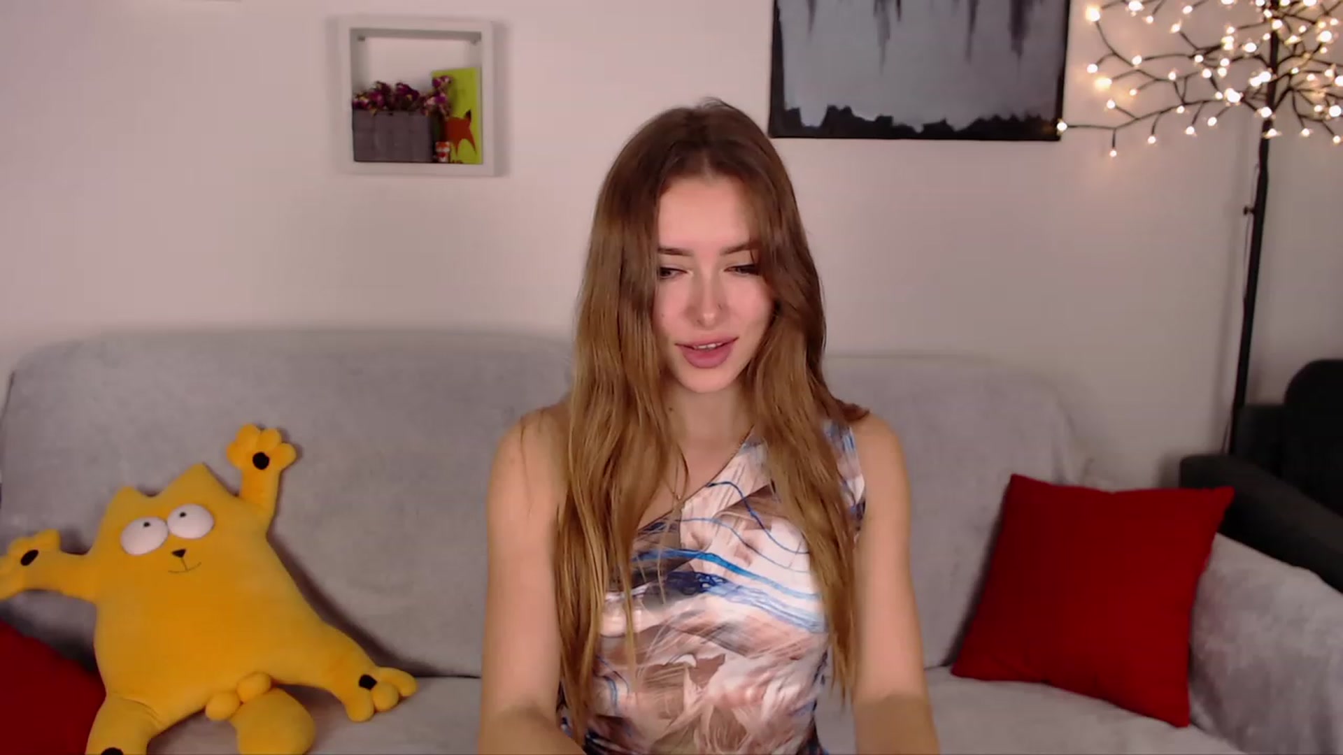 Gallery image thumbnail from SimonsWife's myfreecams stream on, 01/29/2023, 20:02 image 11 of 20