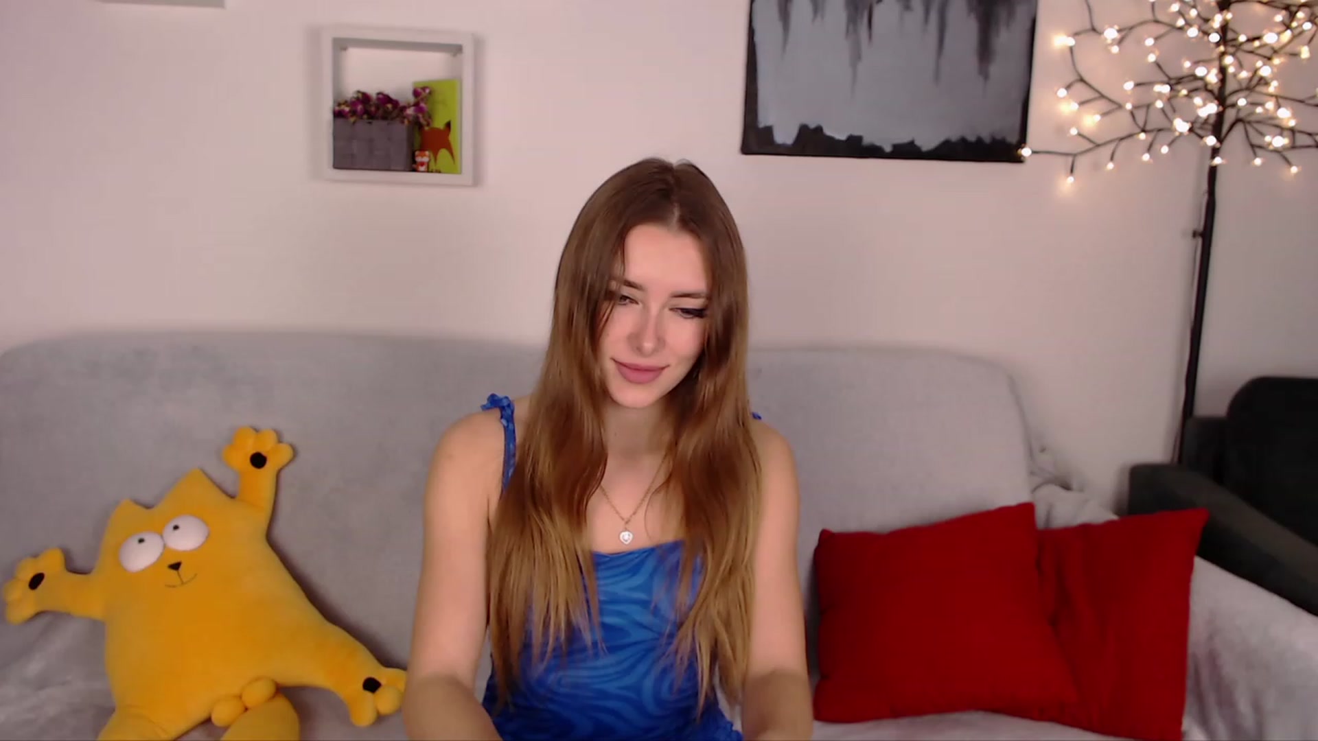 Gallery image thumbnail from SimonsWife's myfreecams stream on, 02/05/2023, 16:17 image 1 of 20