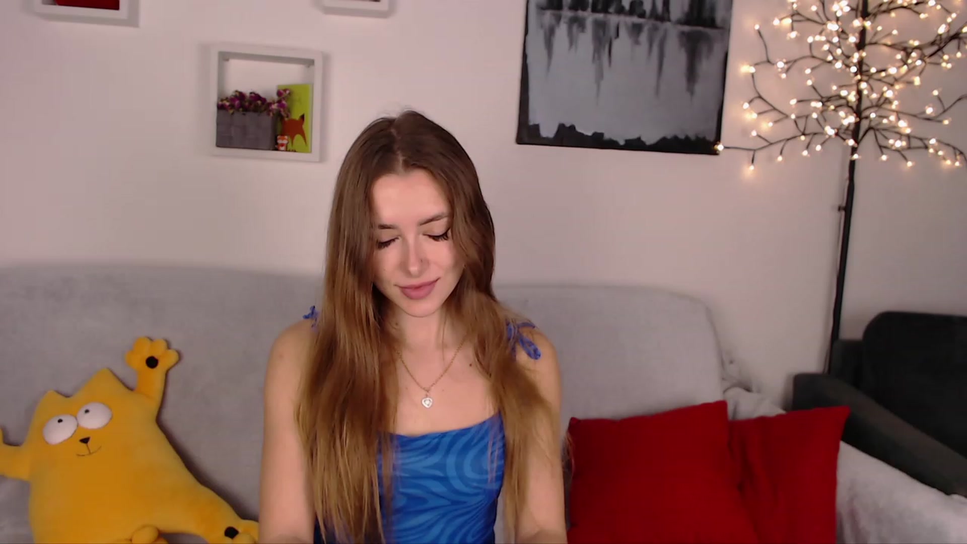 Gallery image thumbnail from SimonsWife's myfreecams stream on, 02/05/2023, 16:17 image 10 of 20