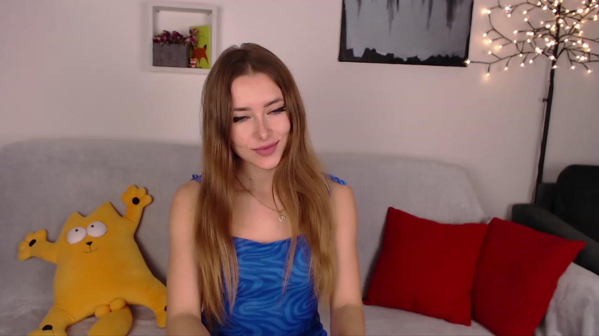 Gallery image thumbnail from SimonsWife's myfreecams stream on, 02/05/2023, 18:10 image 5 of 20