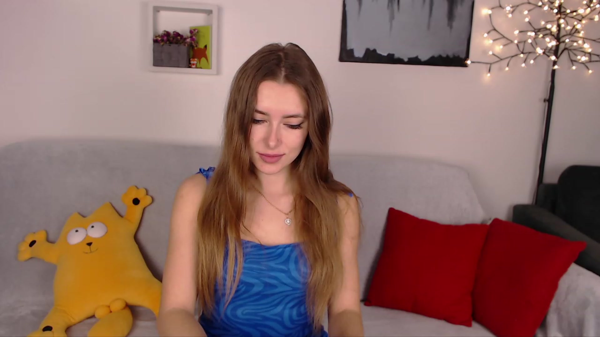 Gallery image thumbnail from SimonsWife's myfreecams stream on, 02/05/2023, 18:10 image 20 of 20