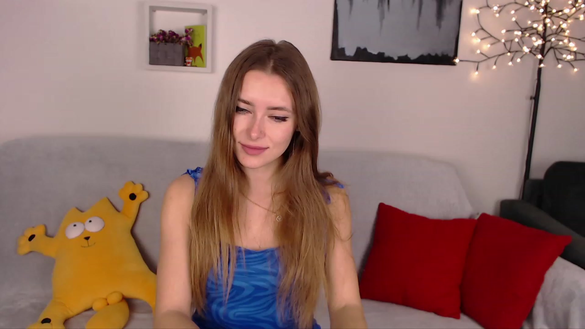 Gallery image thumbnail from SimonsWife's myfreecams stream on, 02/05/2023, 18:58 image 6 of 20