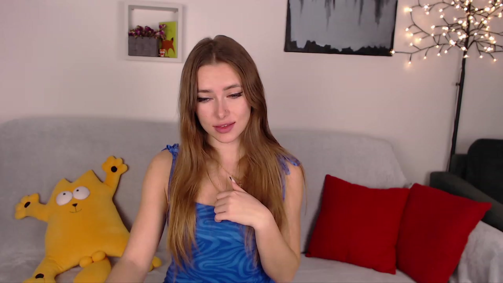 Gallery image thumbnail from SimonsWife's myfreecams stream on, 02/05/2023, 18:58 image 19 of 20