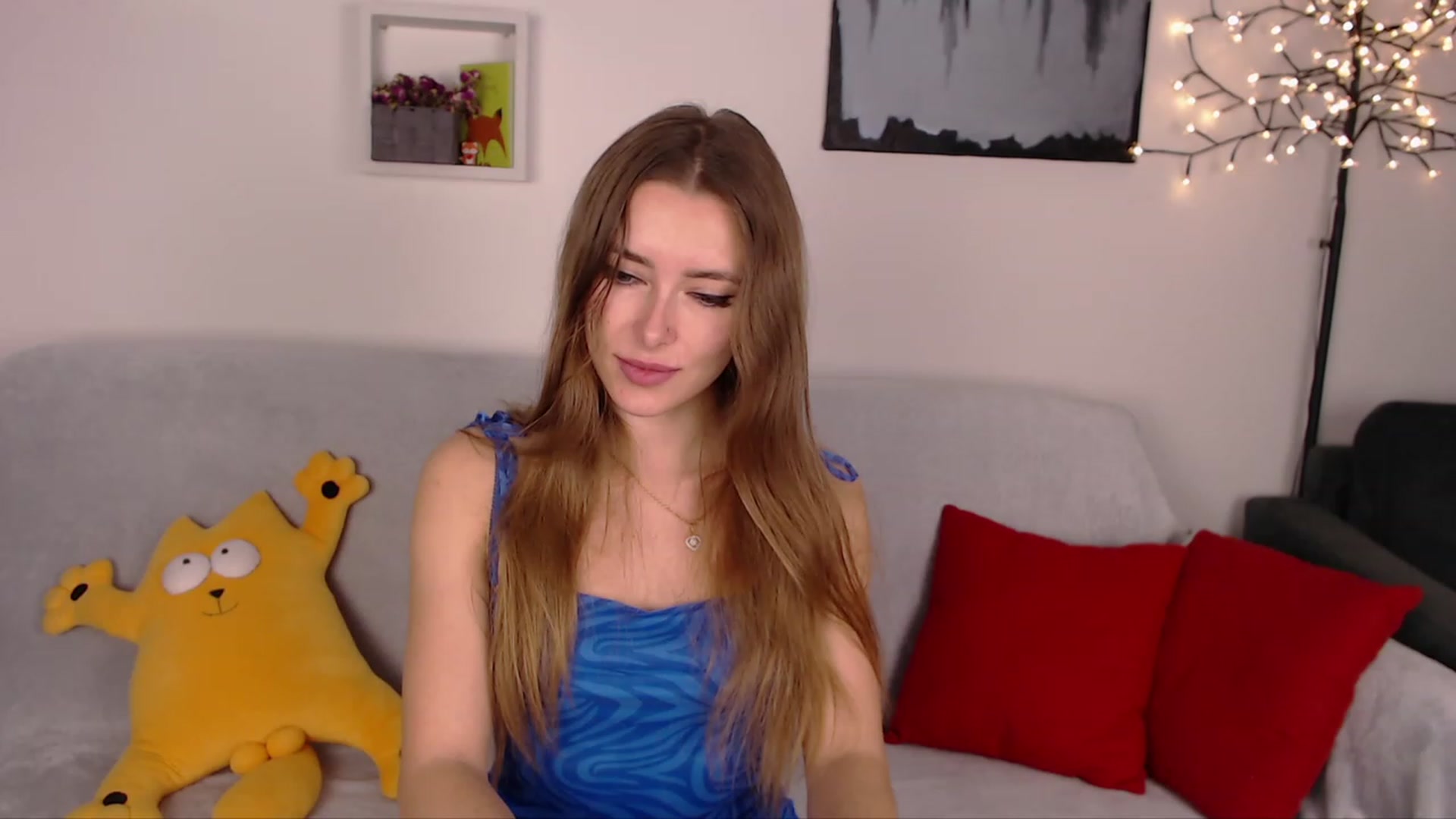 Gallery image thumbnail from SimonsWife's myfreecams stream on, 02/05/2023, 18:58 image 16 of 20