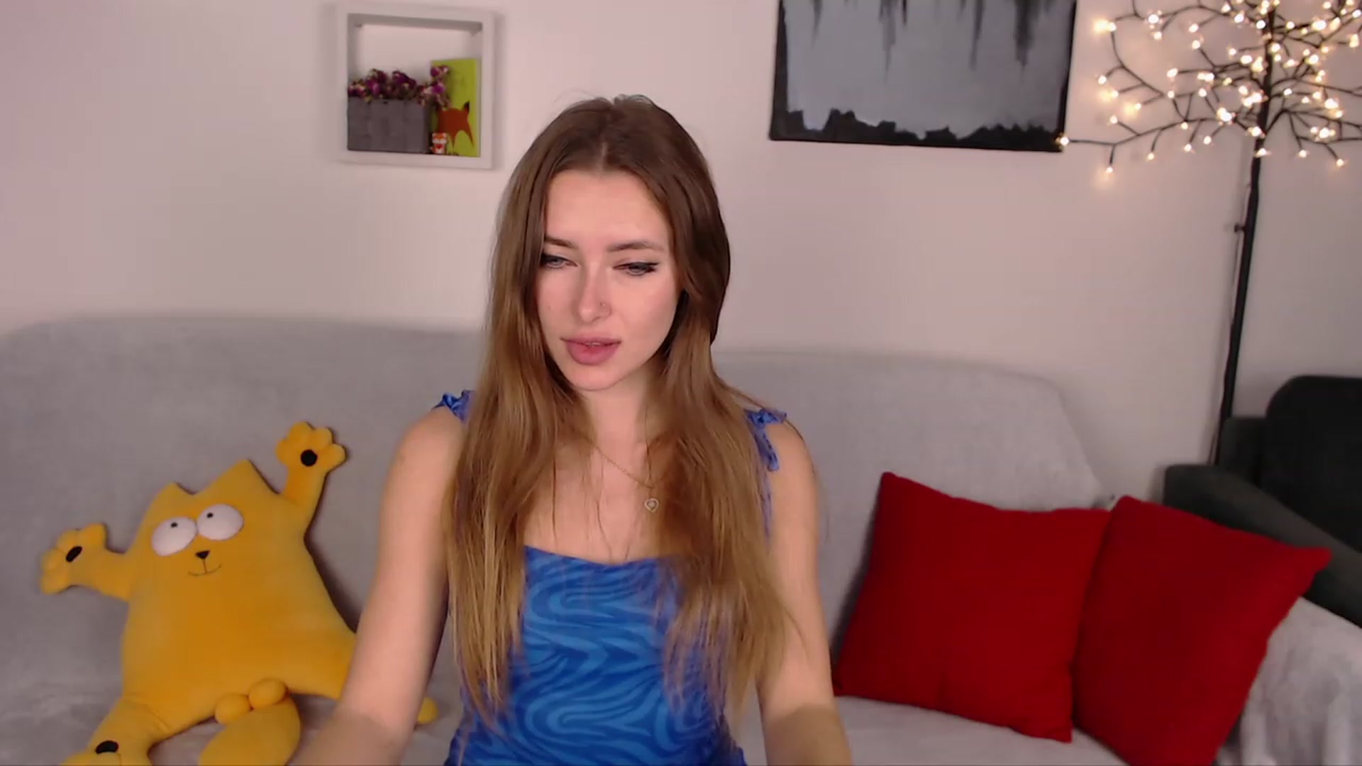 Gallery image thumbnail from SimonsWife's myfreecams stream on, 02/05/2023, 18:58 image 20 of 20