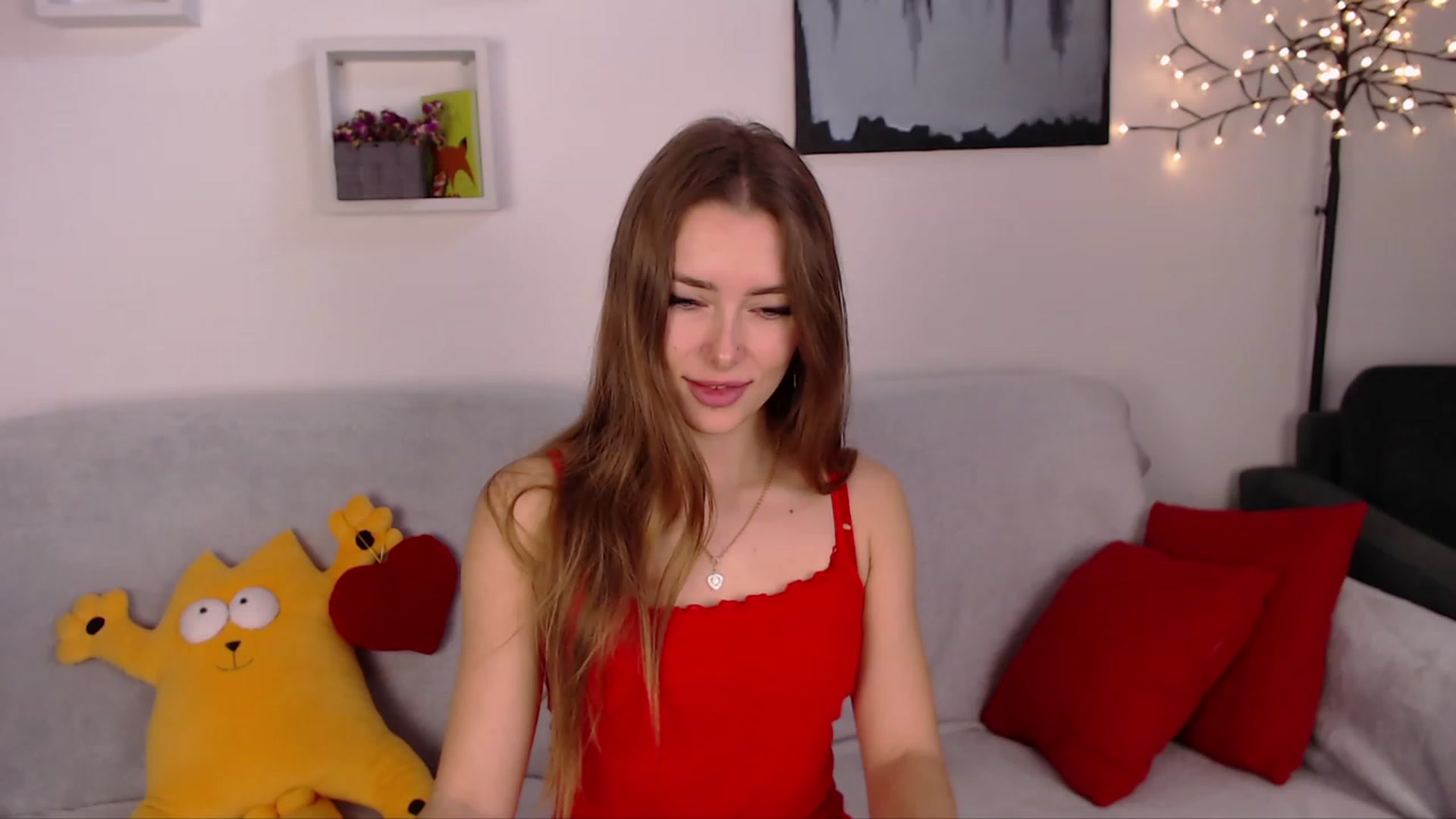 Gallery image thumbnail from SimonsWife's myfreecams stream on, 02/14/2023, 11:31 image 15 of 20