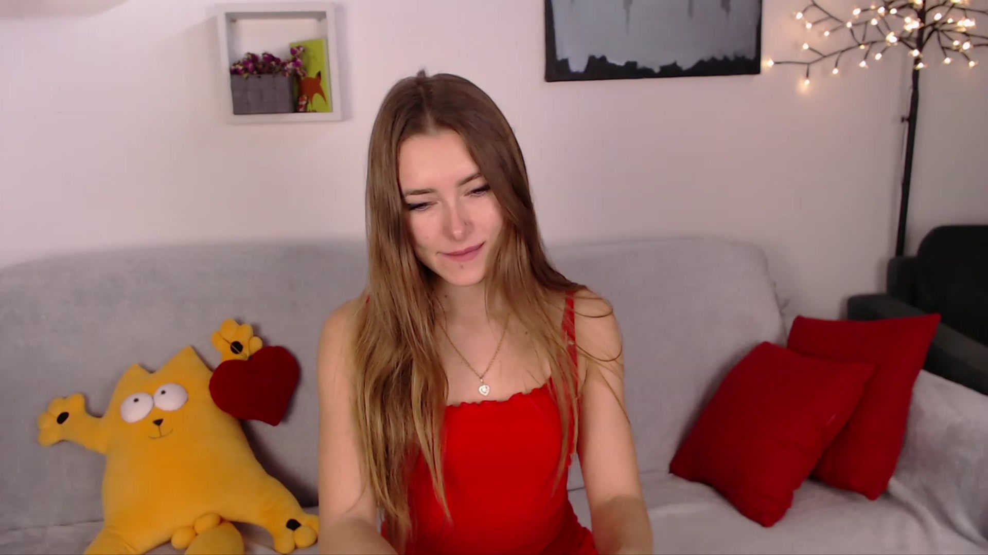Gallery image thumbnail from SimonsWife's myfreecams stream on, 02/14/2023, 12:11 image 13 of 20