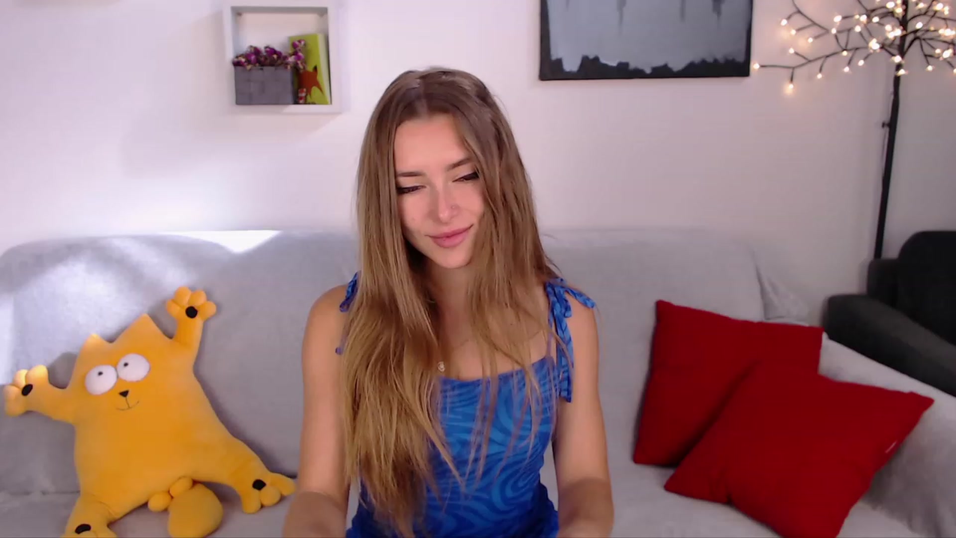 Gallery image thumbnail from SimonsWife's myfreecams stream on, 03/06/2023, 12:22 image 8 of 20