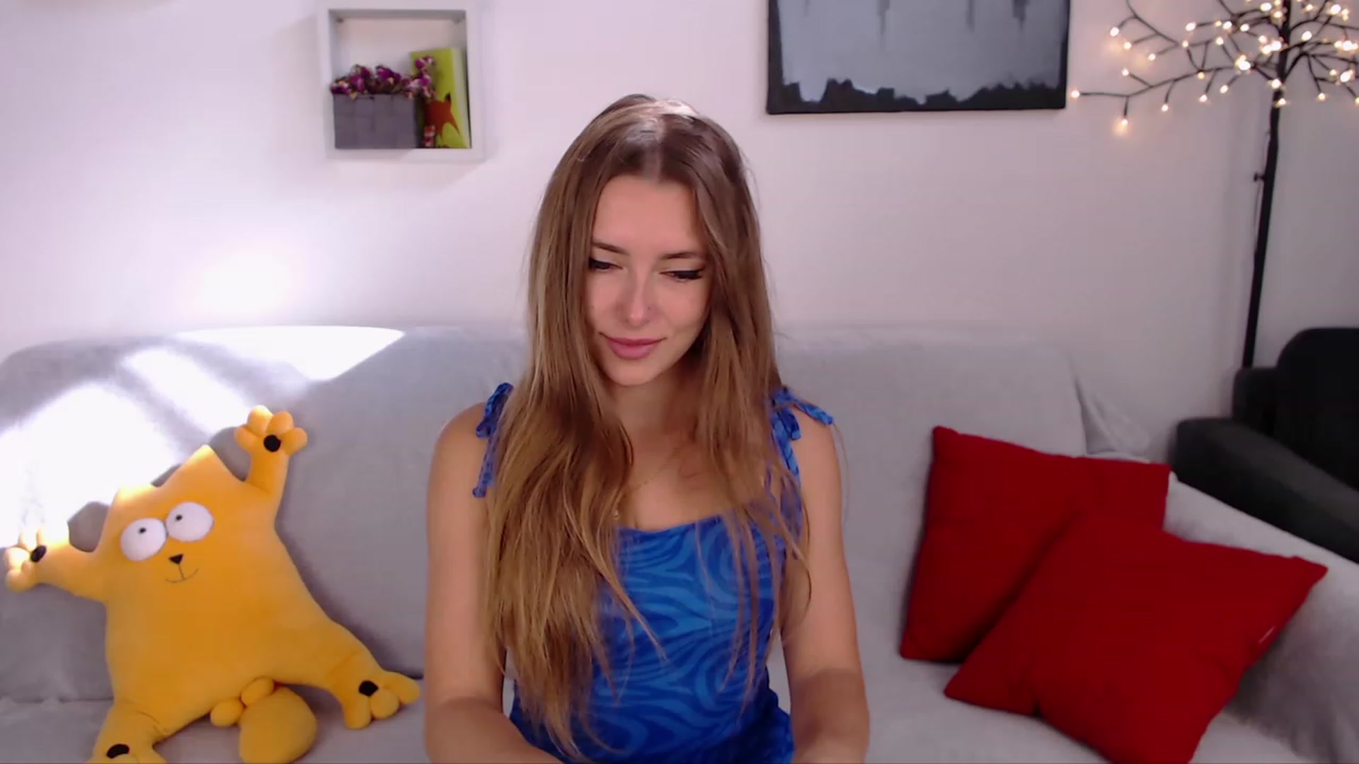 Gallery image thumbnail from SimonsWife's myfreecams stream on, 03/06/2023, 12:22 image 7 of 20