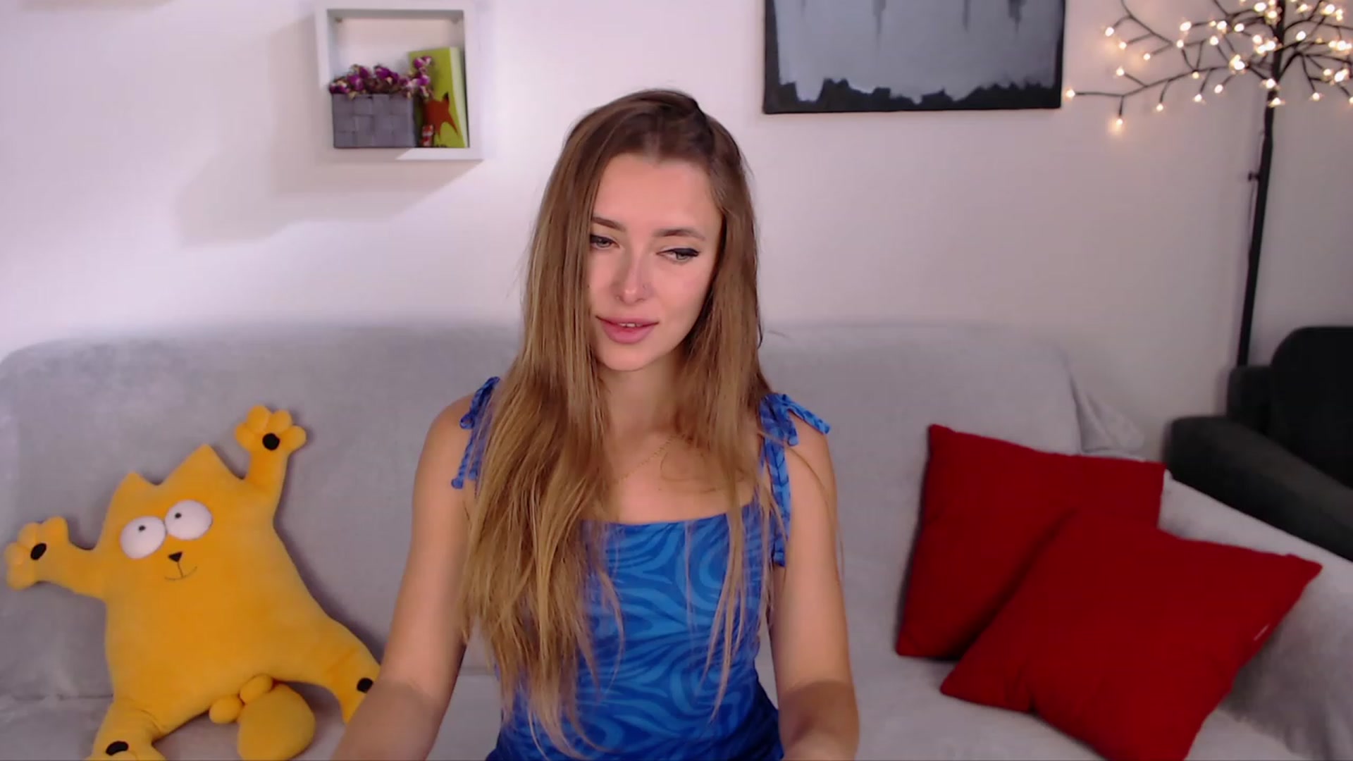 Gallery image thumbnail from SimonsWife's myfreecams stream on, 03/06/2023, 12:22 image 12 of 20