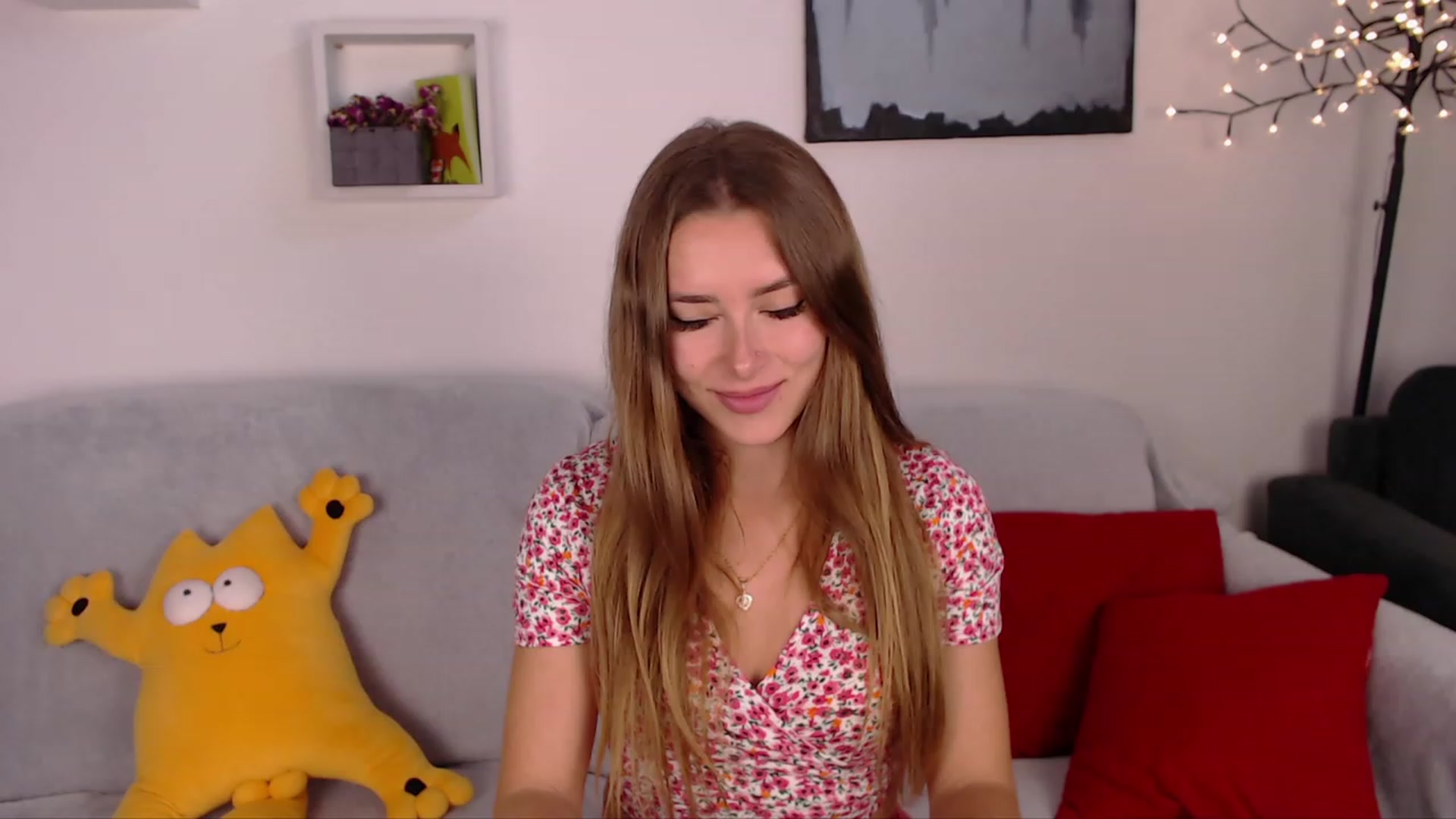 Gallery image thumbnail from SimonsWife's myfreecams stream on, 03/08/2023, 12:49 image 20 of 20