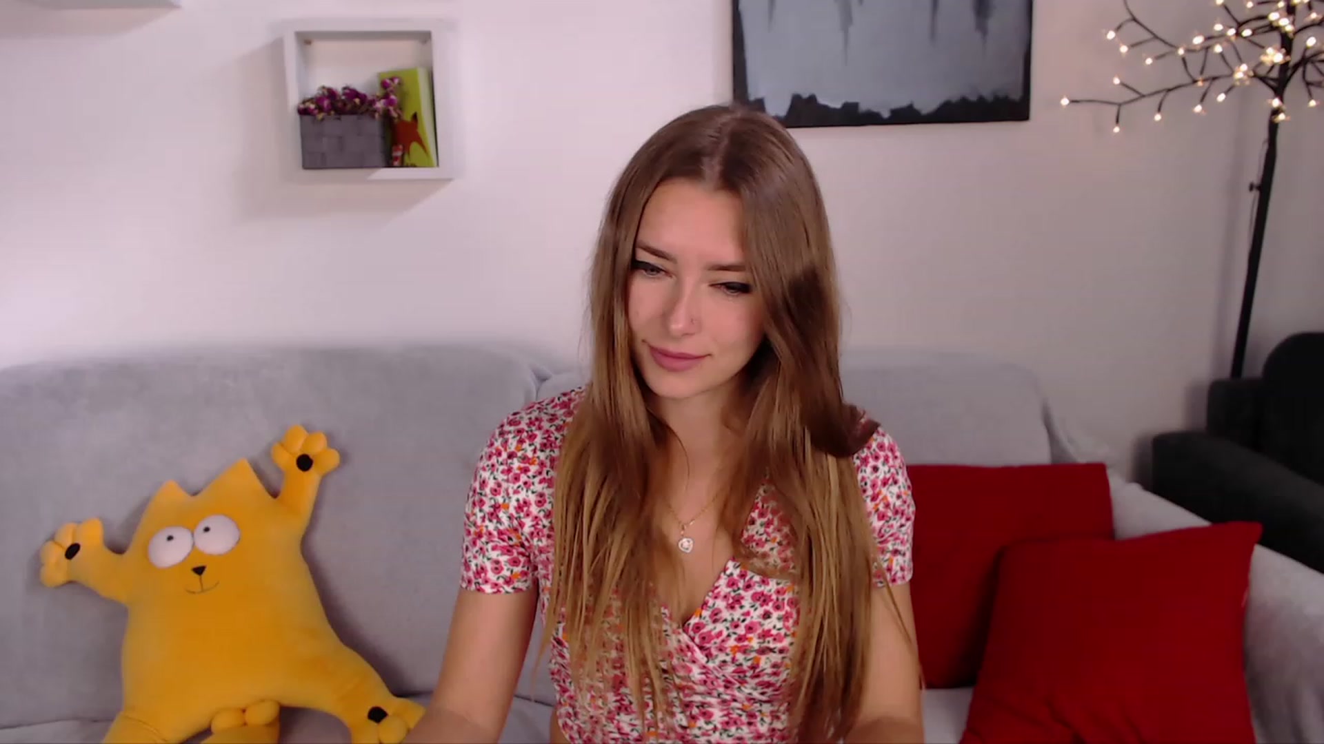 Gallery image thumbnail from SimonsWife's myfreecams stream on, 03/08/2023, 12:49 image 13 of 20