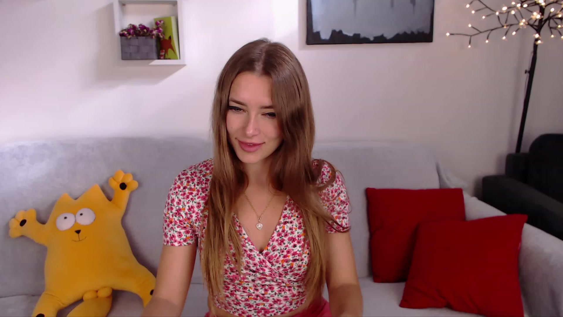 Gallery image thumbnail from SimonsWife's myfreecams stream on, 03/08/2023, 12:49 image 7 of 20