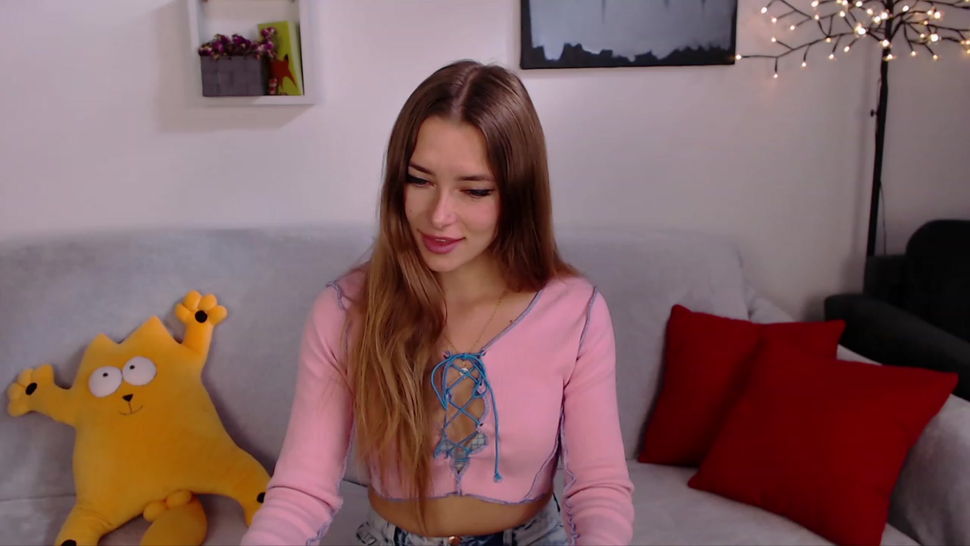 Gallery image thumbnail from SimonsWife's myfreecams stream on, 03/12/2023, 12:47 image 16 of 20