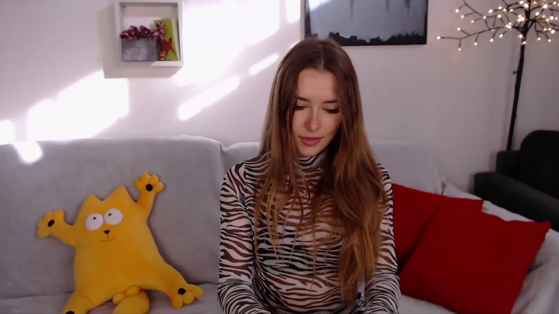 Gallery image thumbnail from SimonsWife's myfreecams stream on, 03/15/2023, 13:58 image 5 of 20