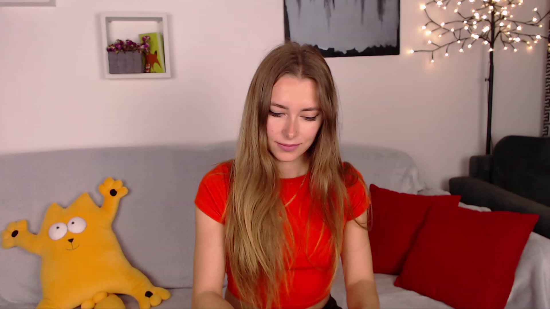 Gallery image thumbnail from SimonsWife's myfreecams stream on, 04/12/2023, 14:18 image 16 of 20
