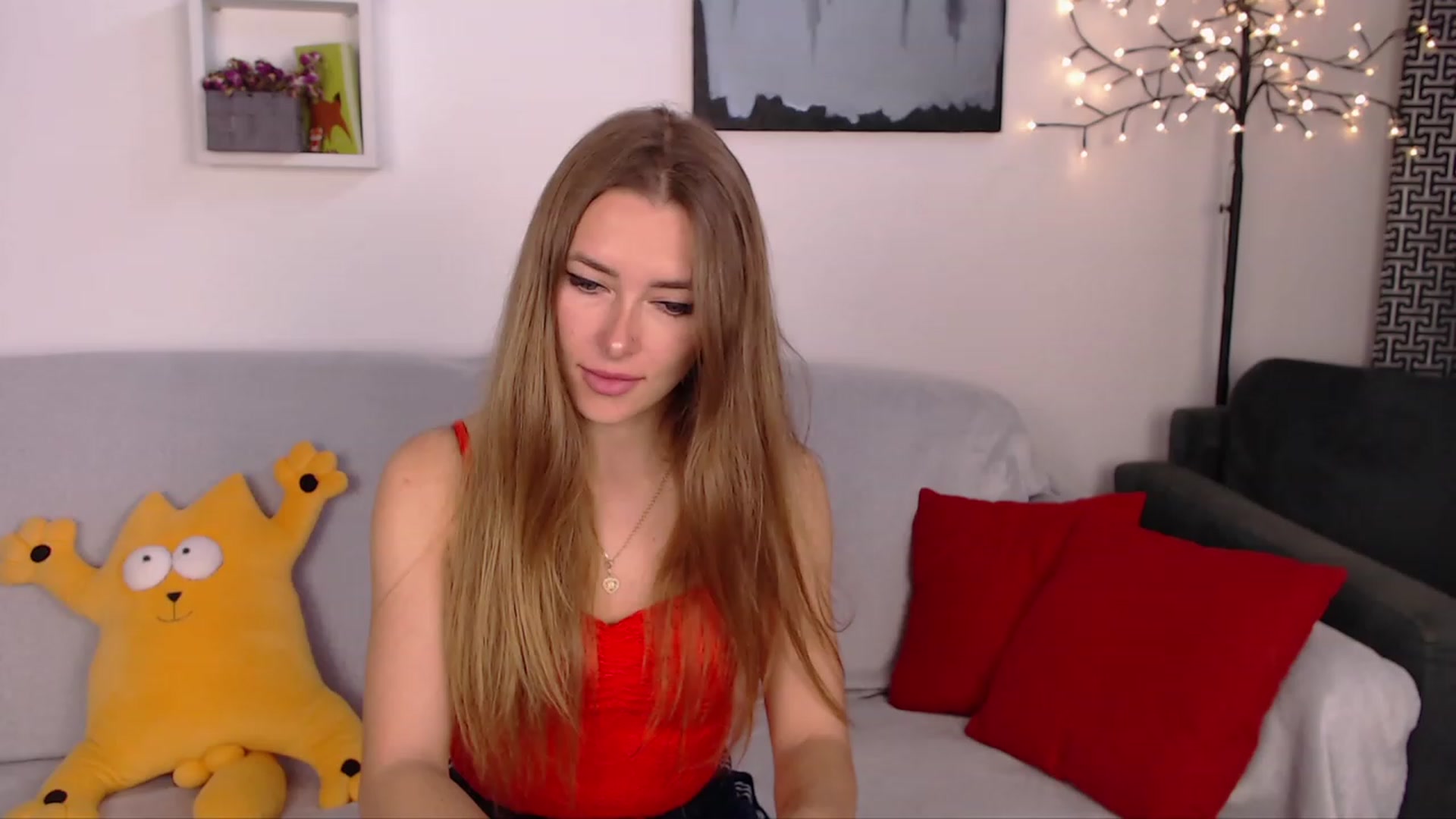 Gallery image thumbnail from SimonsWife's myfreecams stream on, 04/13/2023, 11:19 image 1 of 20