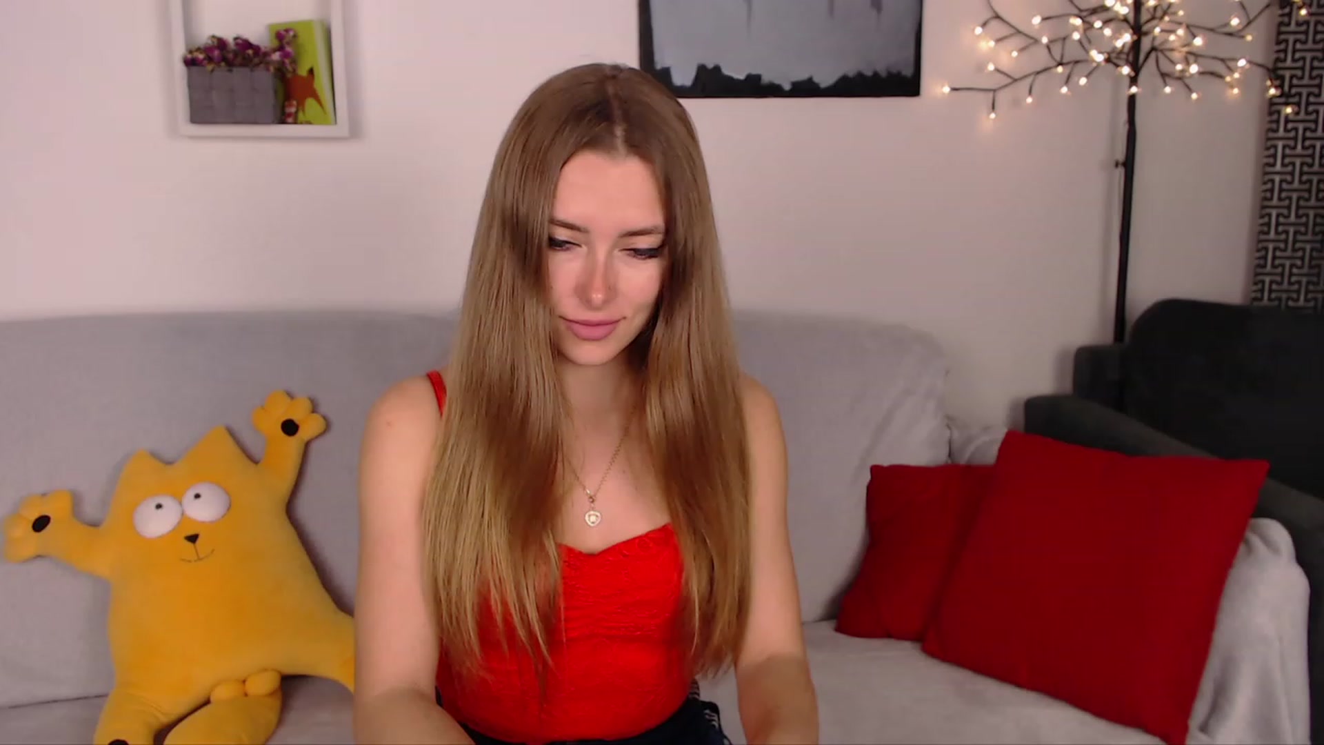 Gallery image thumbnail from SimonsWife's myfreecams stream on, 04/13/2023, 14:55 image 3 of 20
